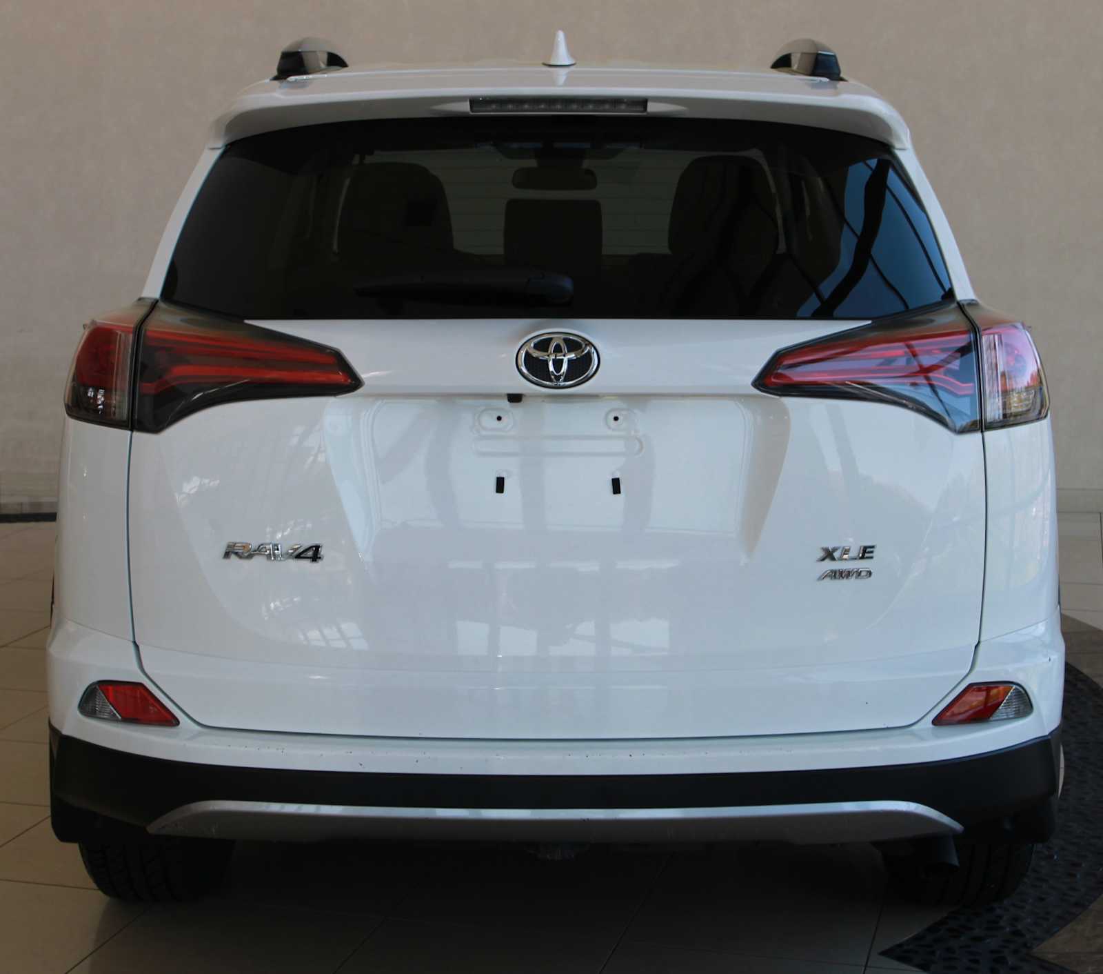 used 2018 Toyota RAV4 car, priced at $22,998