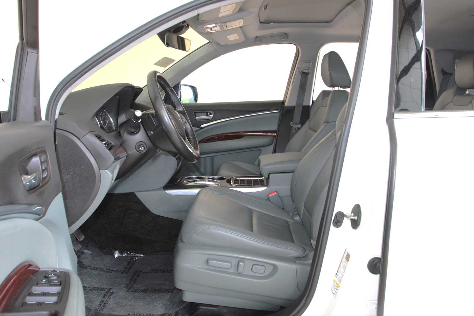 used 2016 Acura MDX car, priced at $18,998
