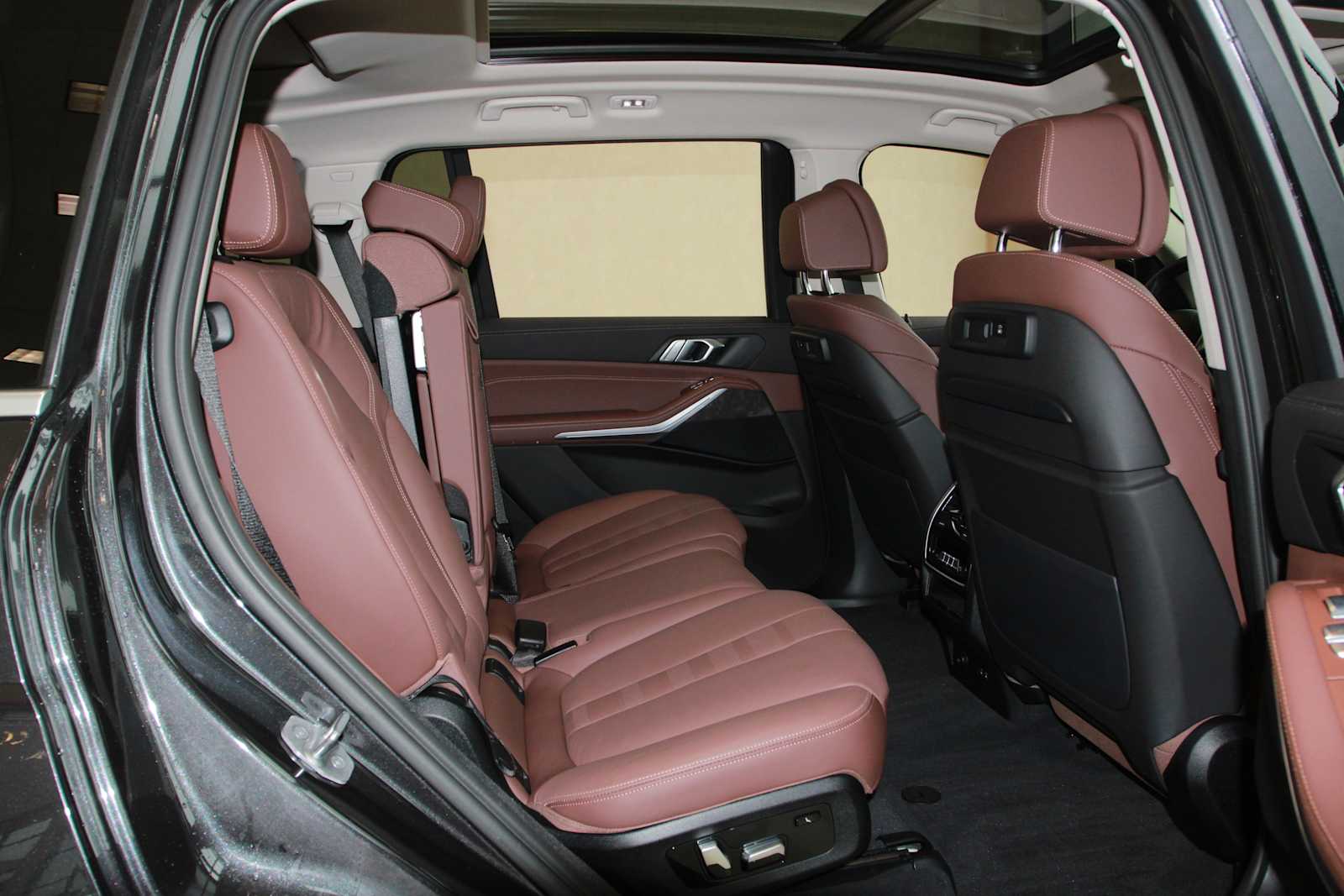 used 2022 BMW X7 car, priced at $47,798