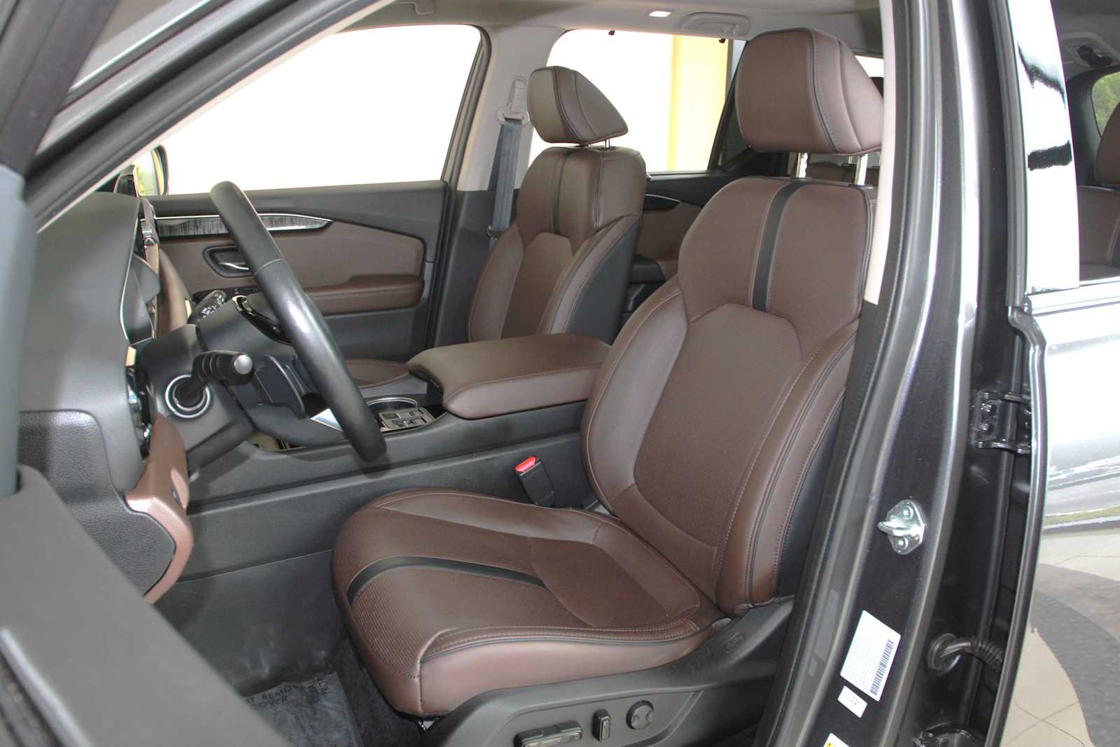 used 2023 Honda Pilot car, priced at $44,498