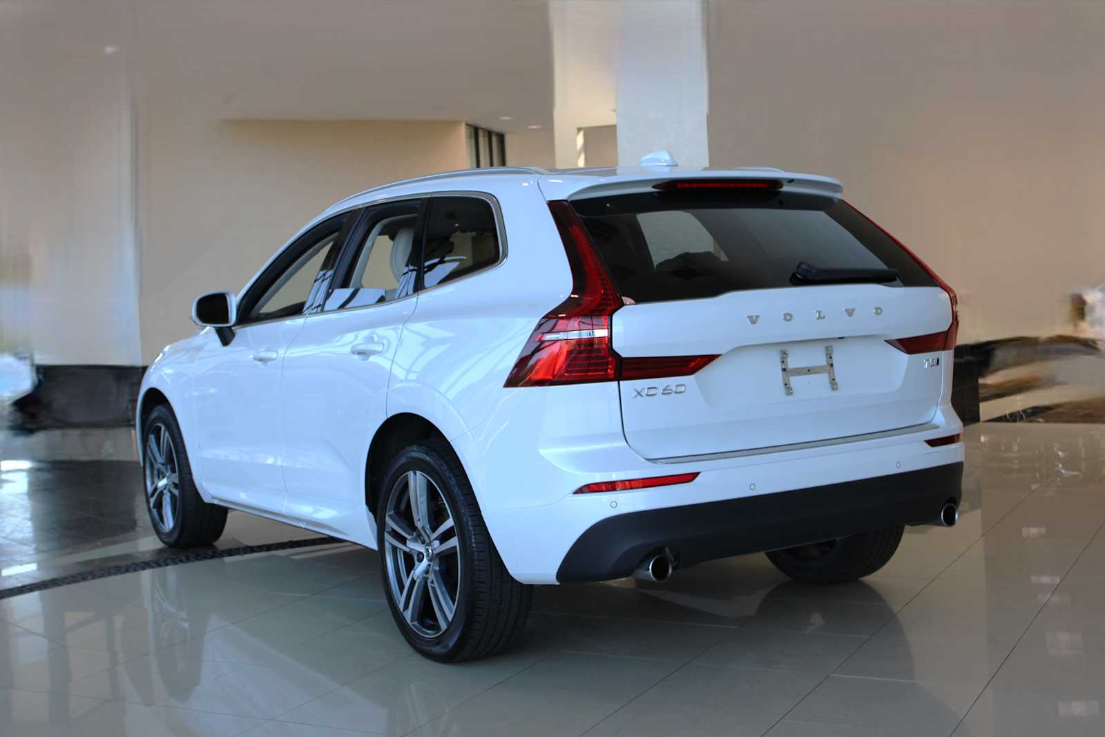 used 2021 Volvo XC60 car, priced at $31,498