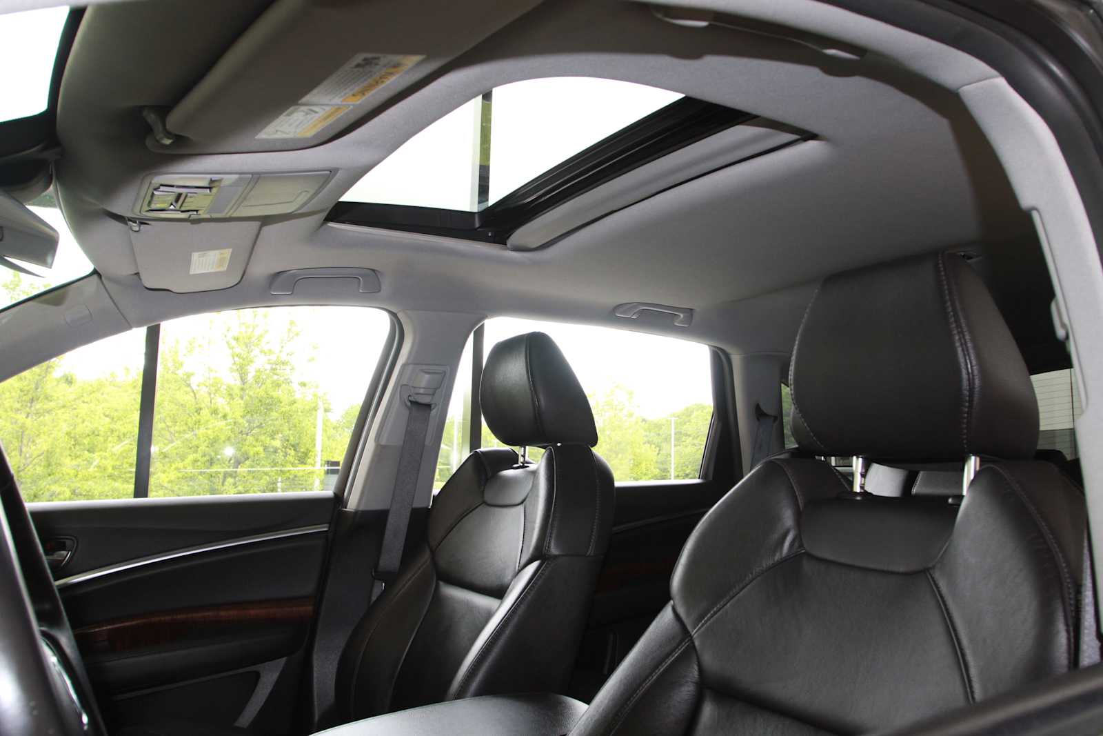 used 2018 Acura MDX car, priced at $24,998