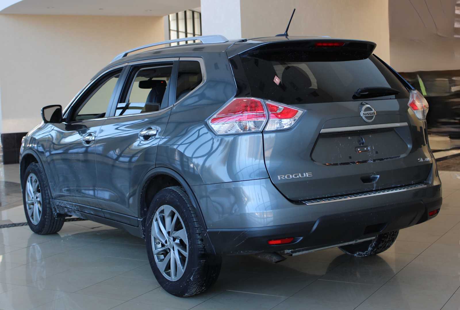 used 2015 Nissan Rogue car, priced at $13,798