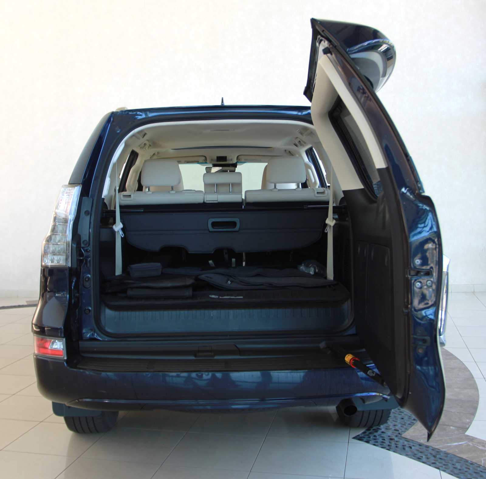 used 2022 Lexus GX 460 car, priced at $52,998