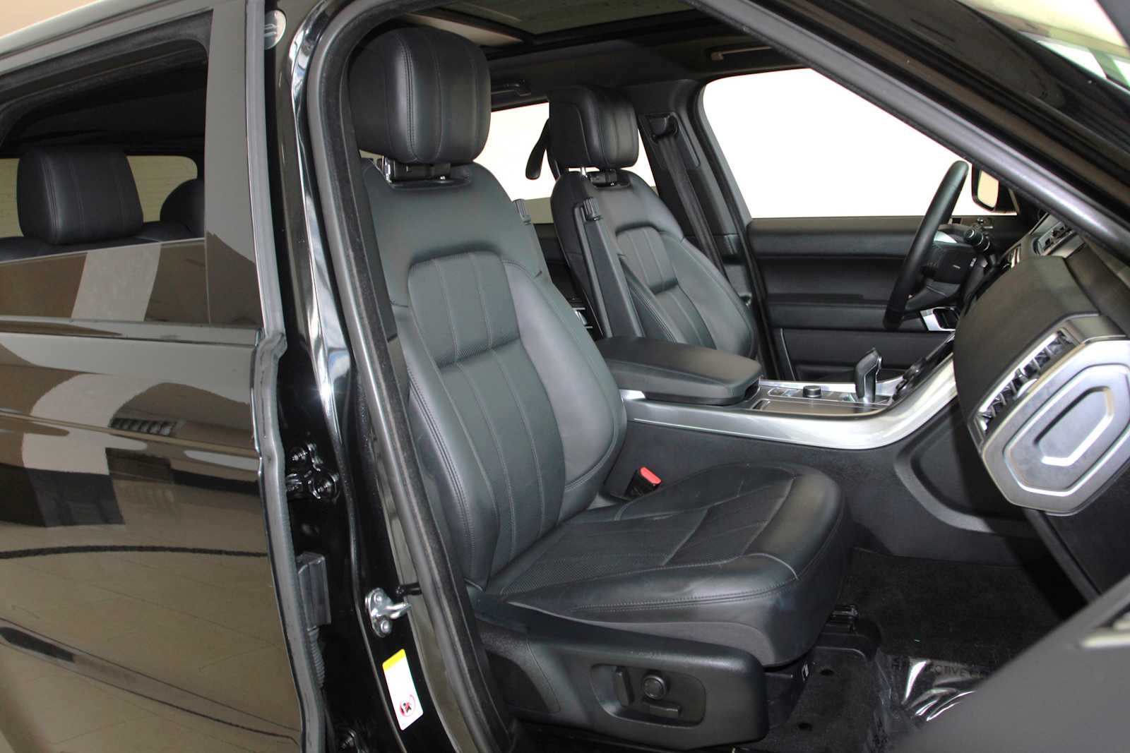 used 2020 Land Rover Range Rover Sport car, priced at $35,998