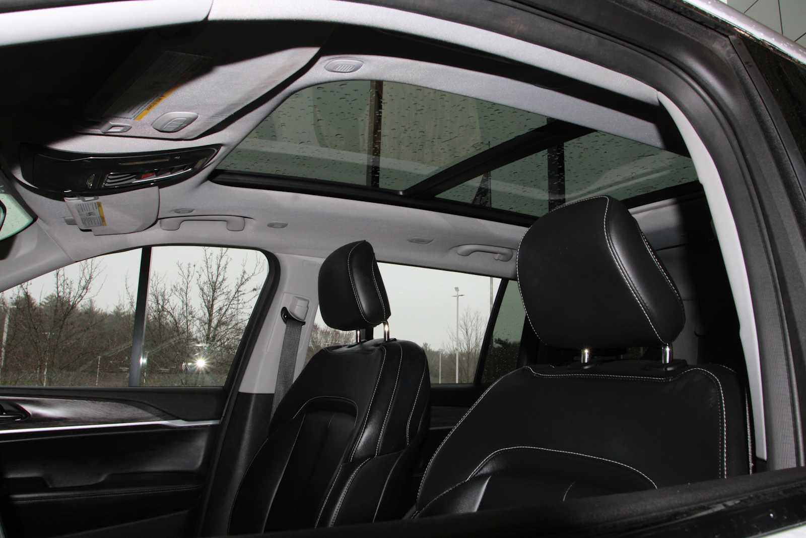used 2021 Jeep Grand Cherokee L car, priced at $30,498