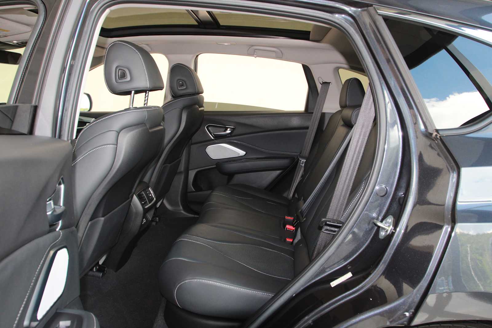 used 2020 Acura RDX car, priced at $29,998