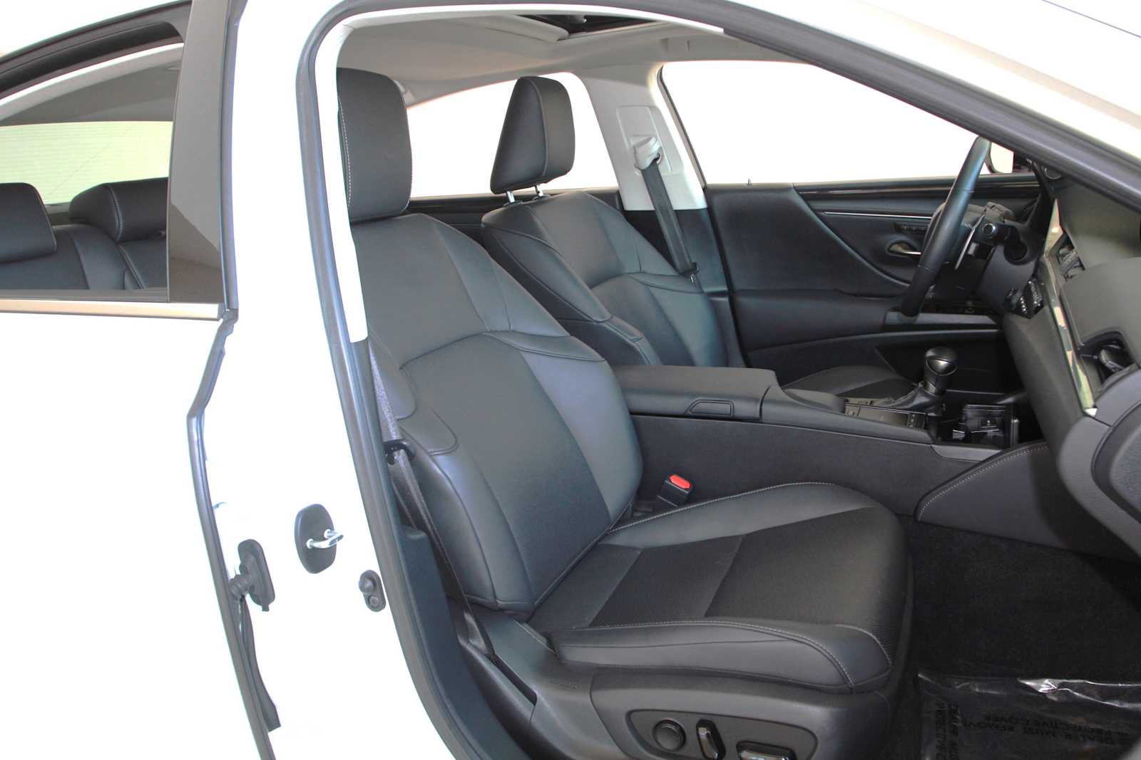 used 2020 Lexus ES 350 car, priced at $29,998