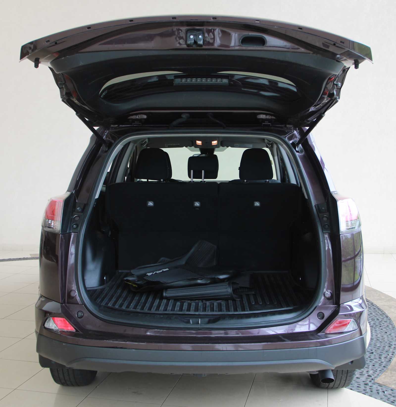 used 2018 Toyota RAV4 car, priced at $21,998