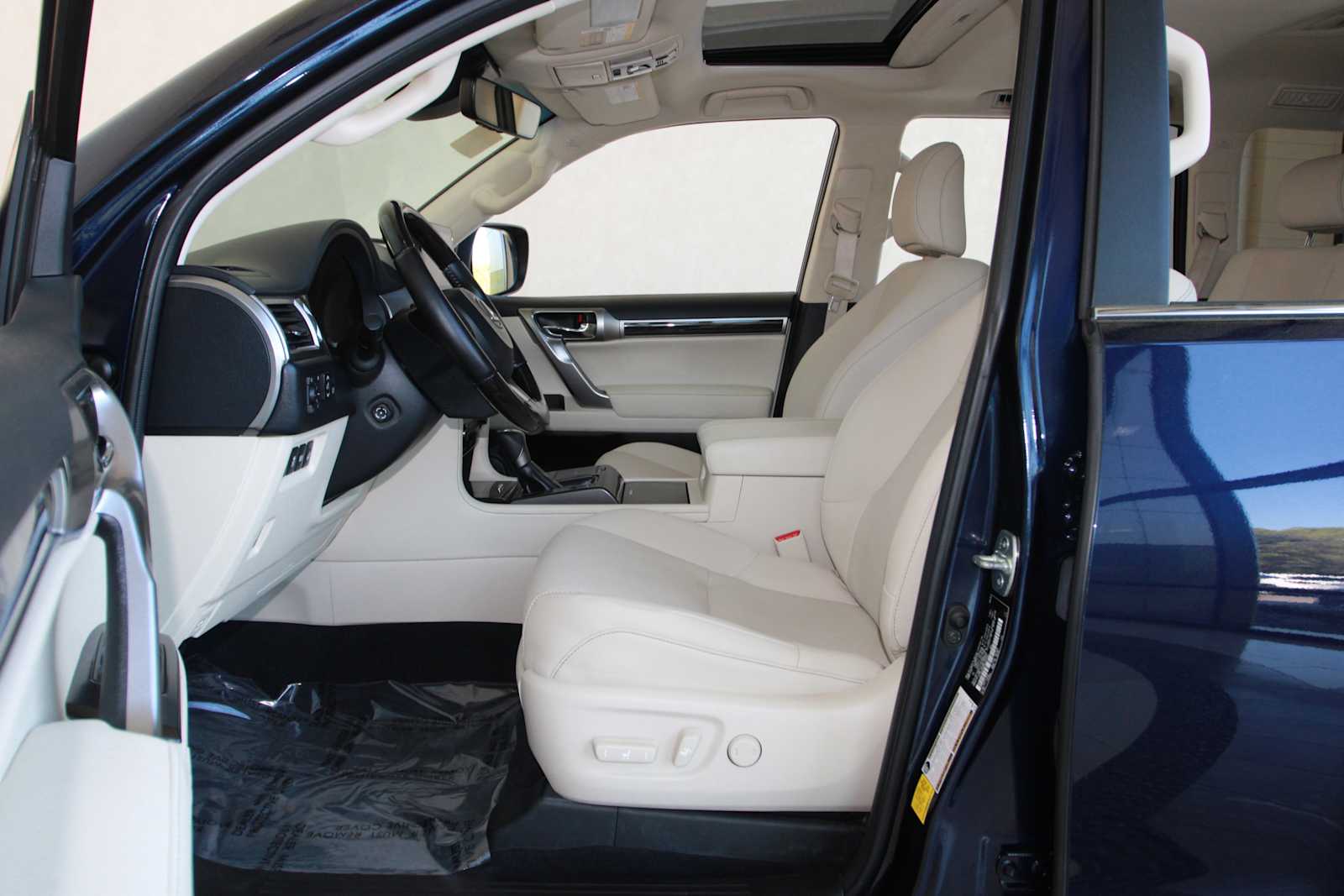 used 2022 Lexus GX 460 car, priced at $52,998
