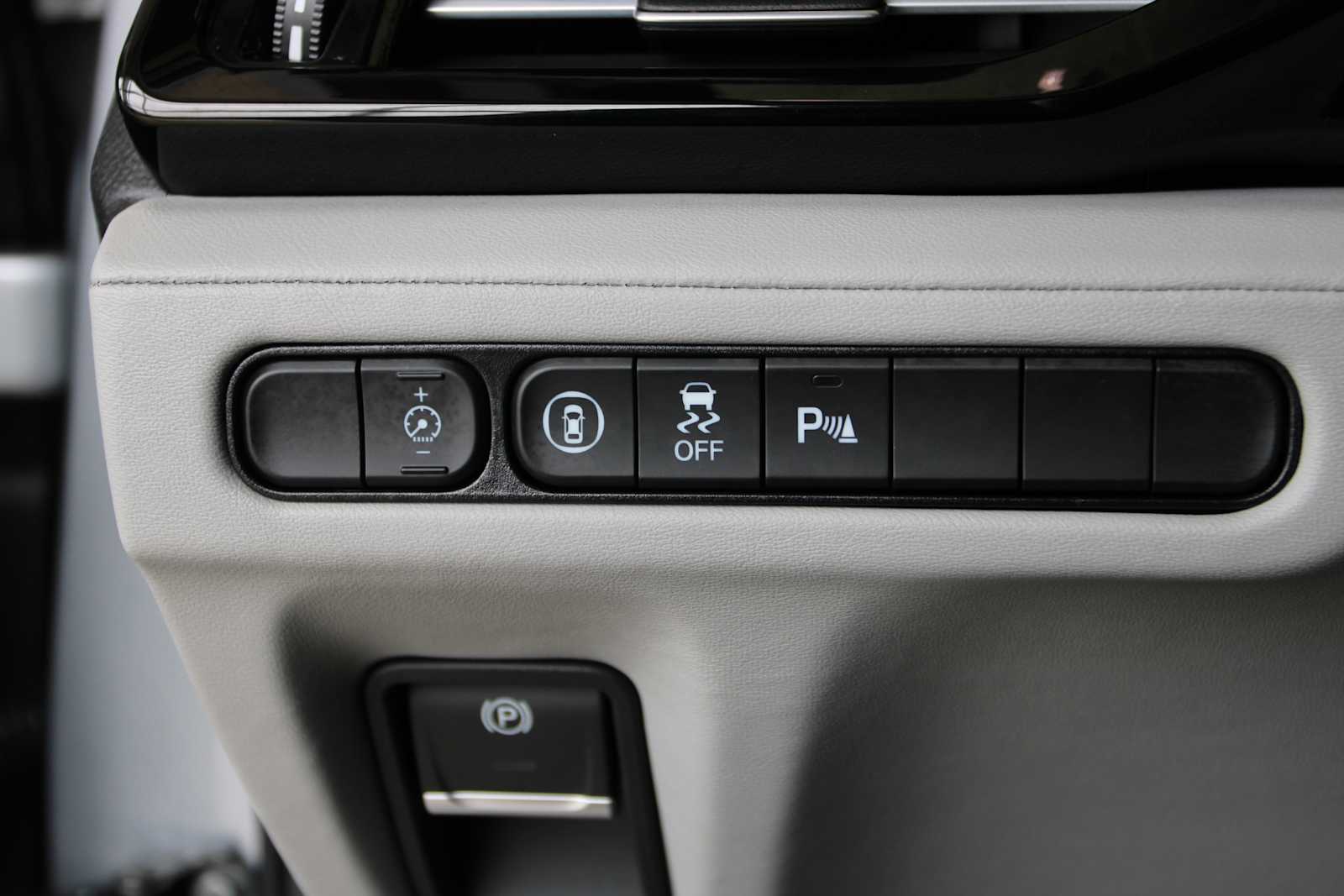 used 2025 Acura MDX car, priced at $52,998