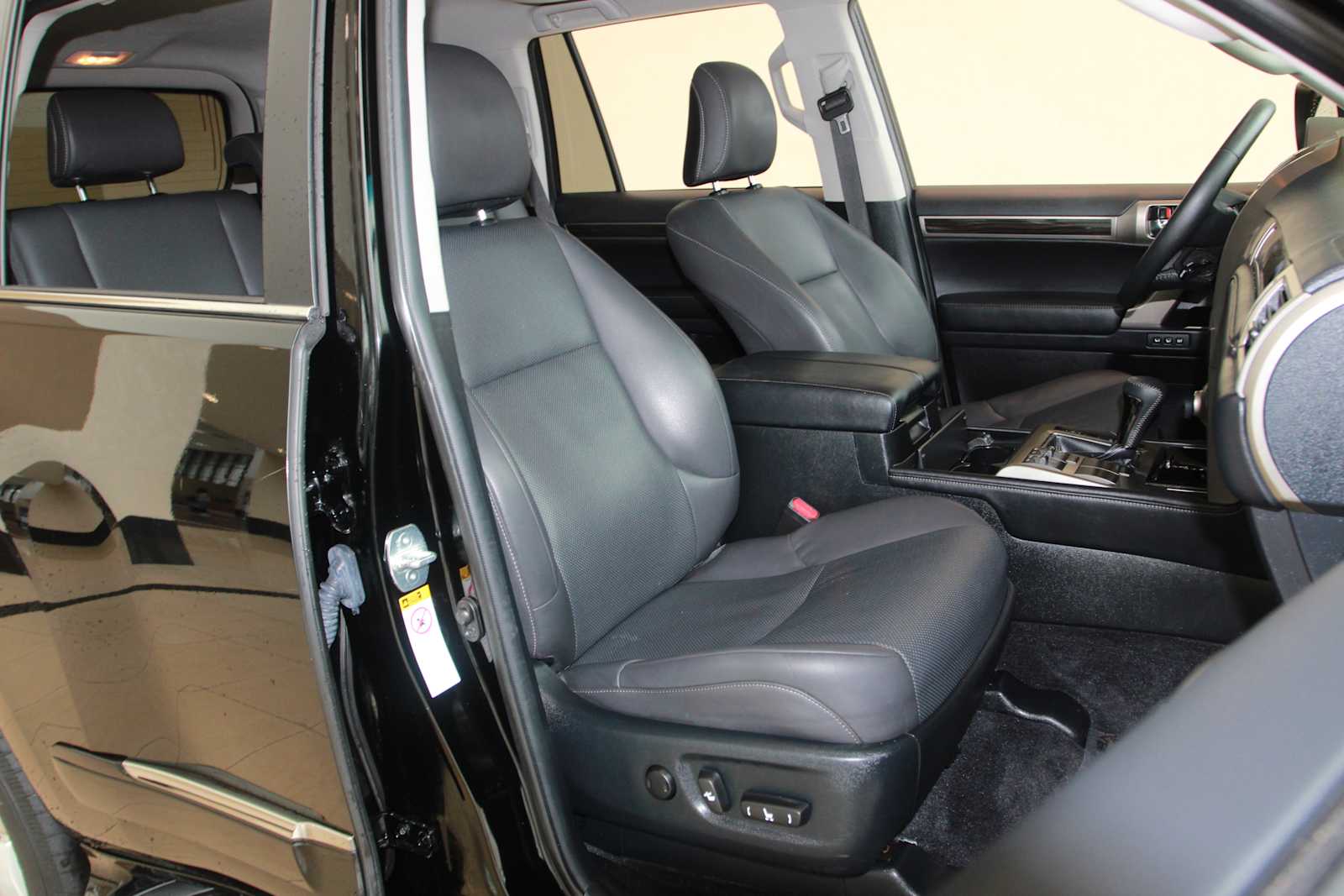 used 2016 Lexus GX 460 car, priced at $26,998