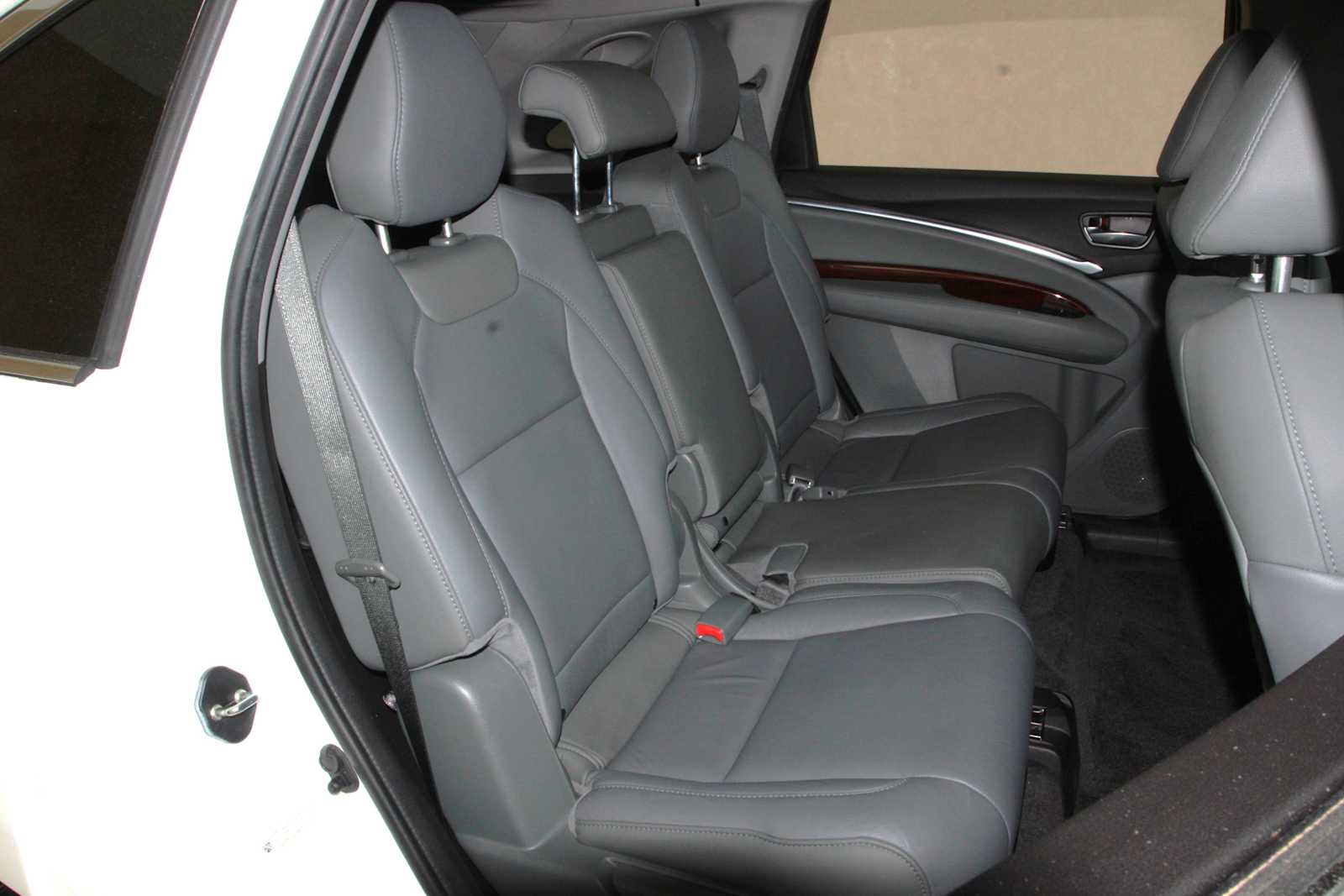 used 2016 Acura MDX car, priced at $18,998