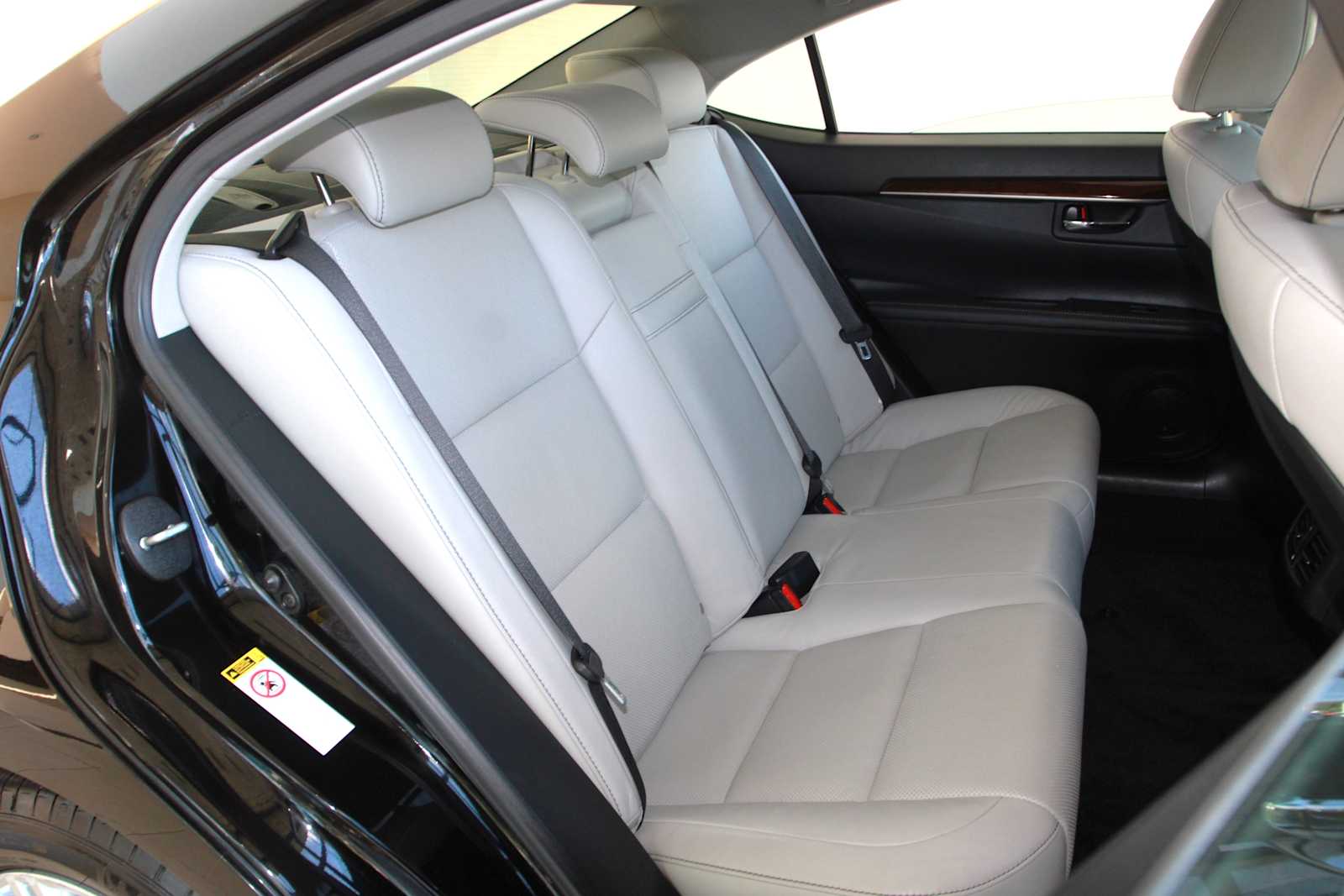 used 2013 Lexus ES 350 car, priced at $17,998
