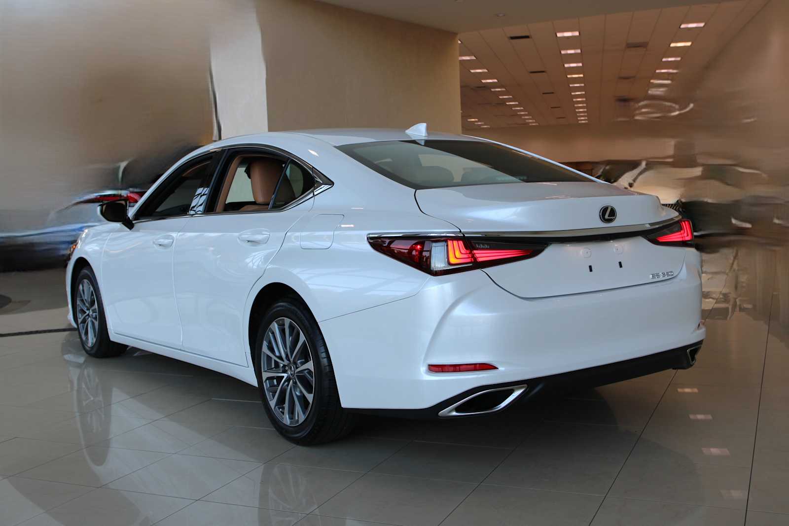 used 2022 Lexus ES 350 car, priced at $34,898