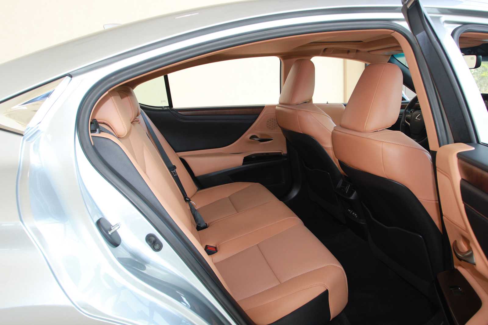 used 2022 Lexus ES 350 car, priced at $36,998