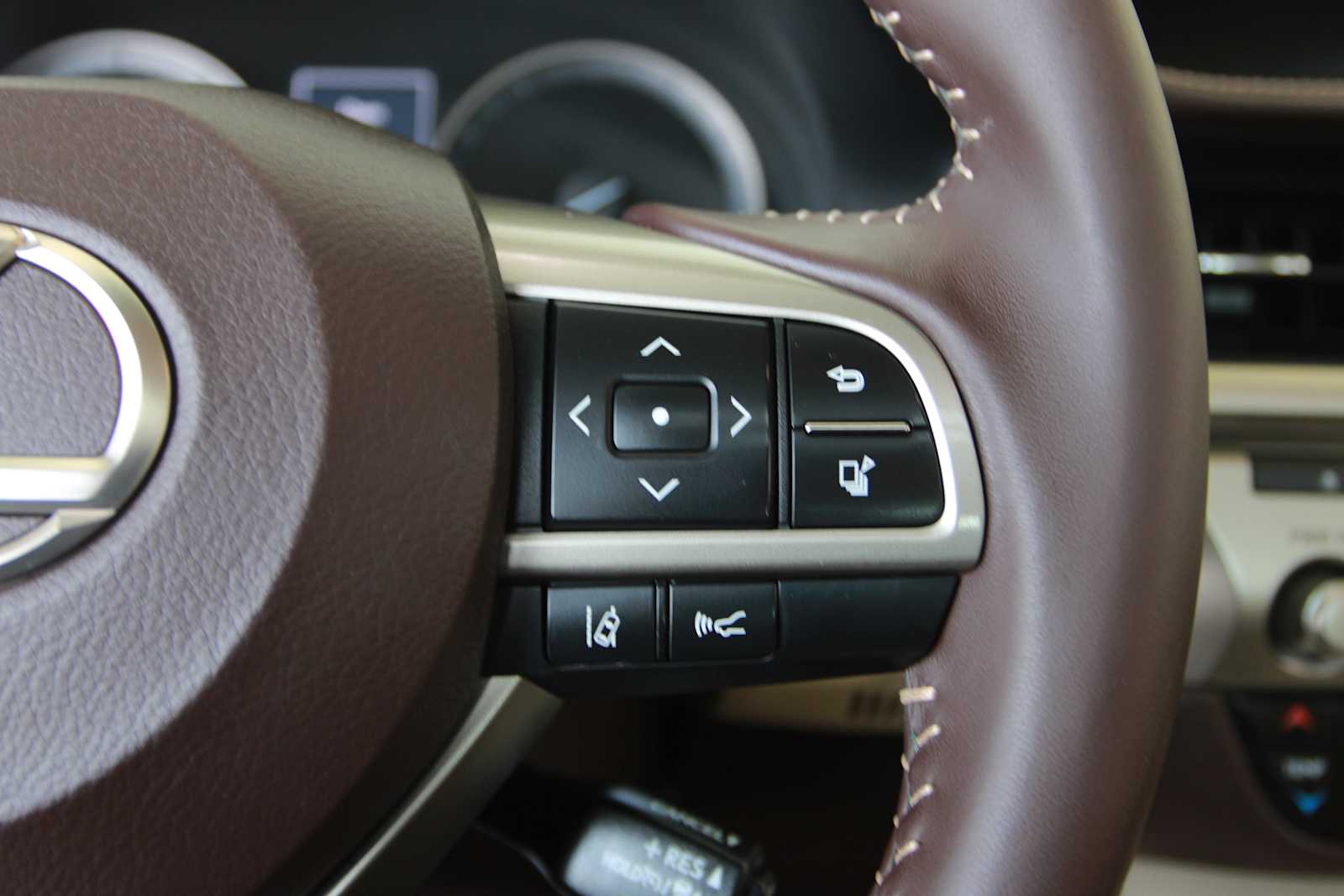 used 2018 Lexus ES 350 car, priced at $28,798