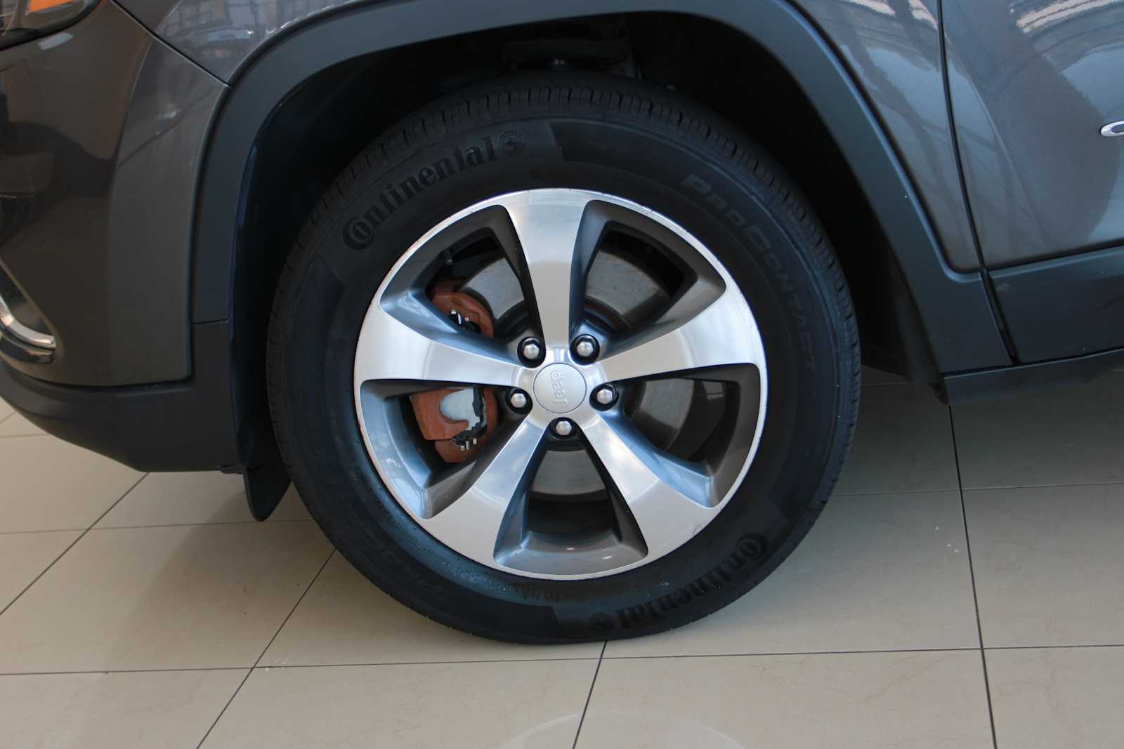 used 2019 Jeep Cherokee car, priced at $17,998