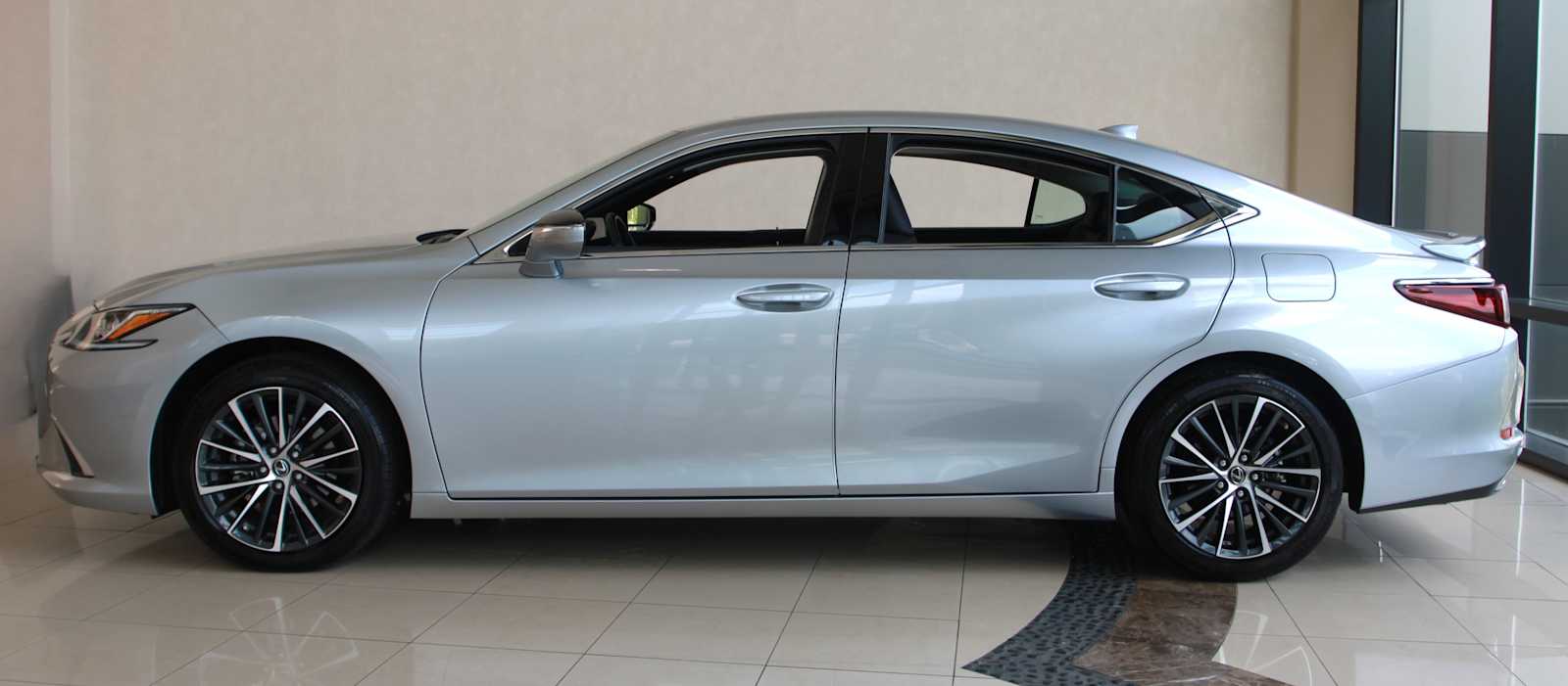 used 2024 Lexus ES 350 car, priced at $42,998