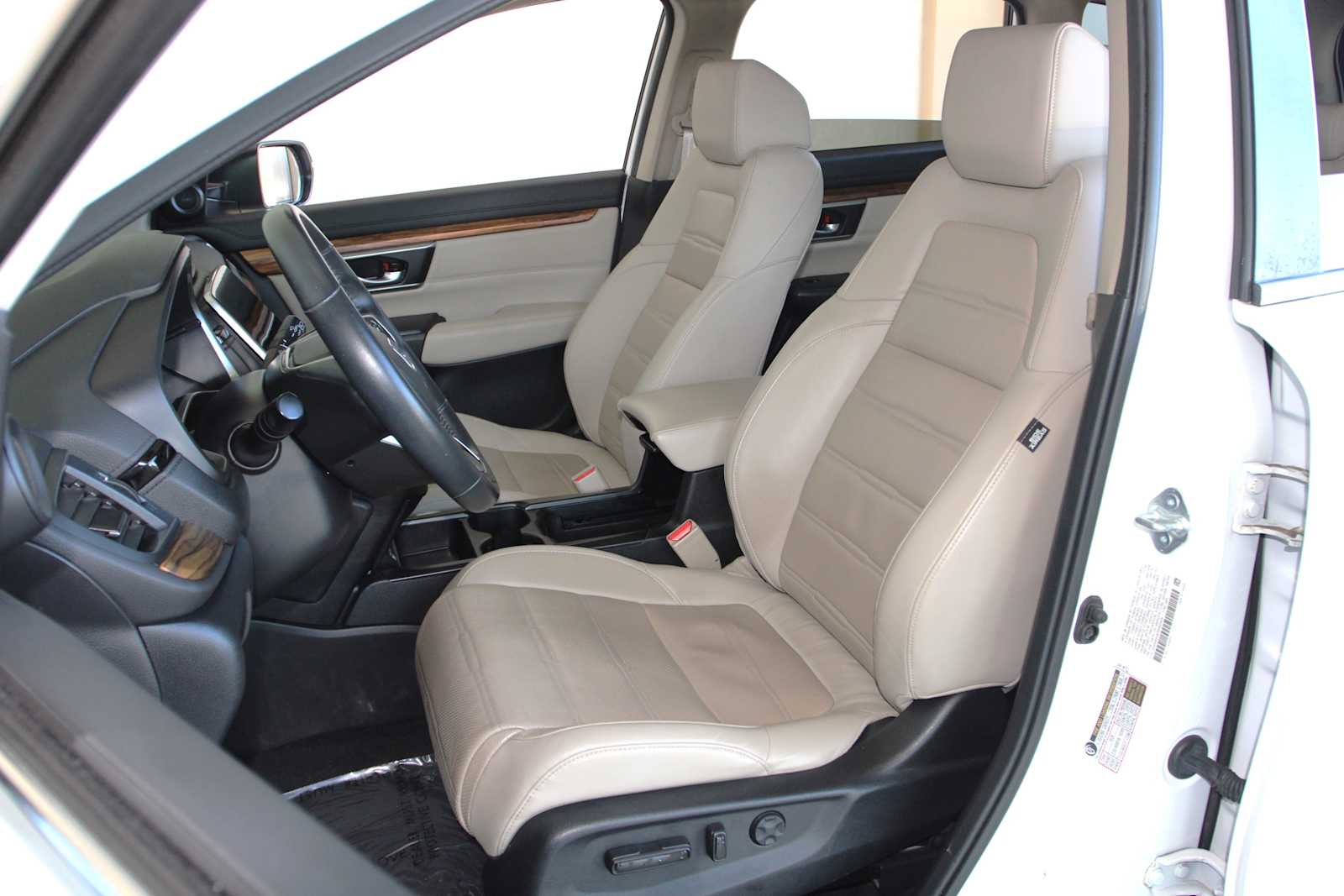 used 2021 Honda CR-V car, priced at $23,748