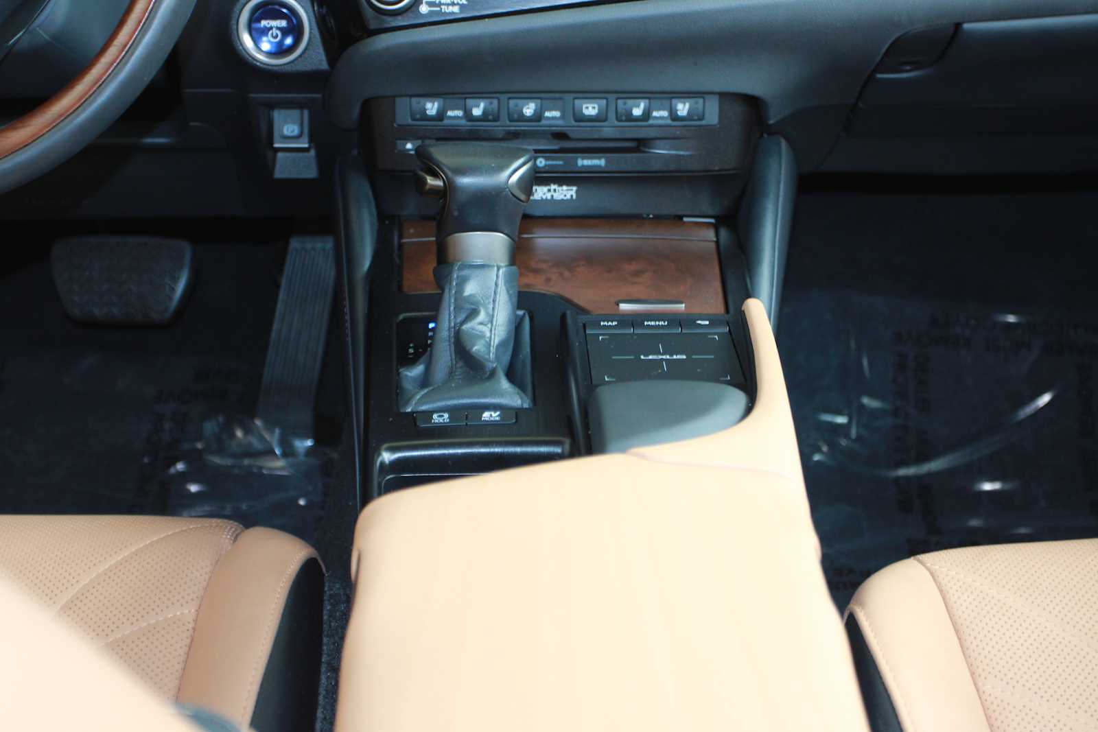 used 2022 Lexus ES 300h car, priced at $39,998