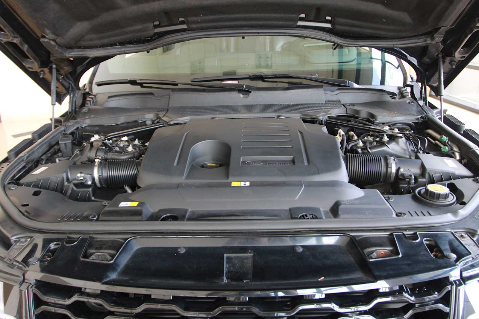 used 2020 Land Rover Range Rover Sport car, priced at $35,998
