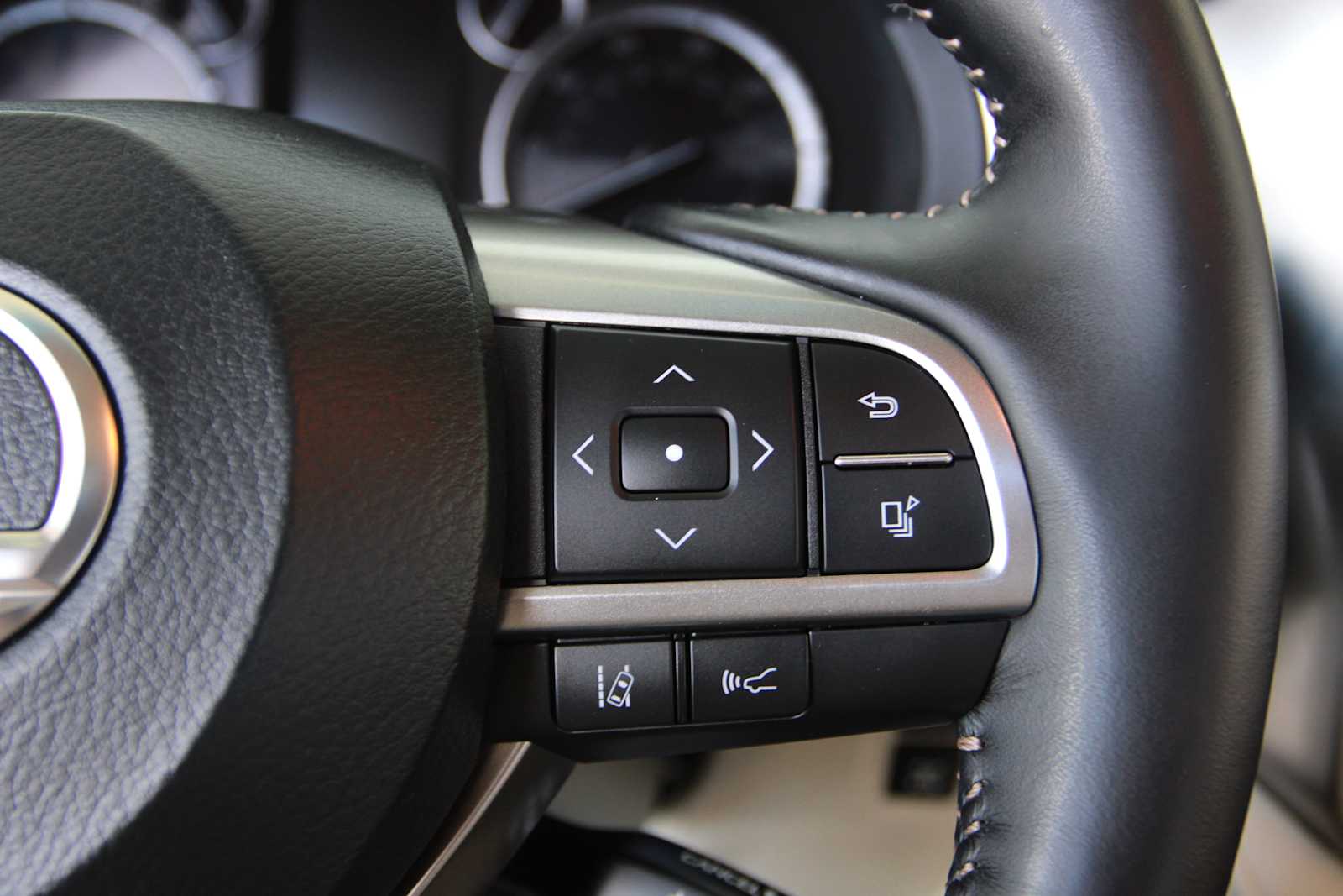 used 2023 Lexus GX 460 car, priced at $59,598