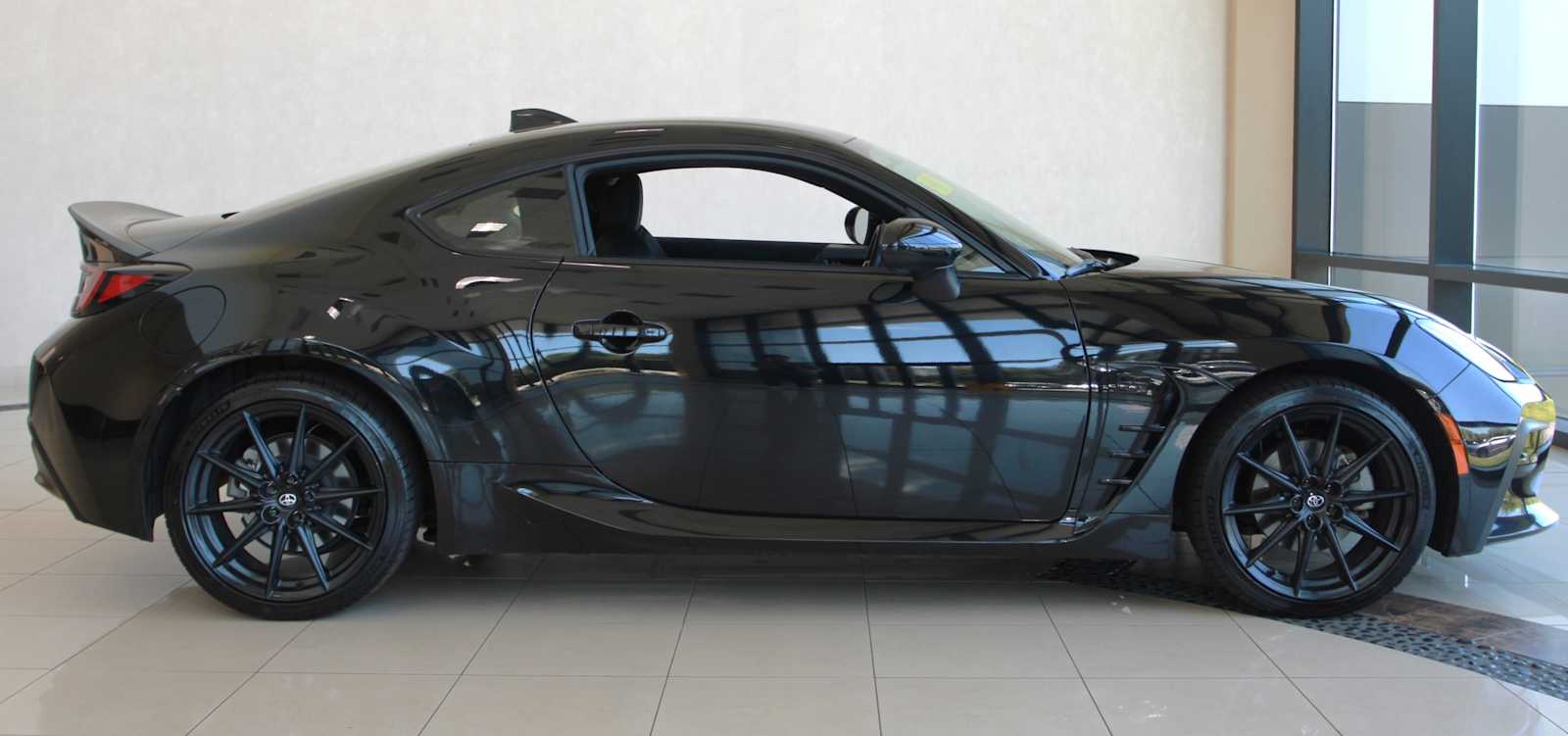 used 2023 Toyota GR86 car, priced at $31,998