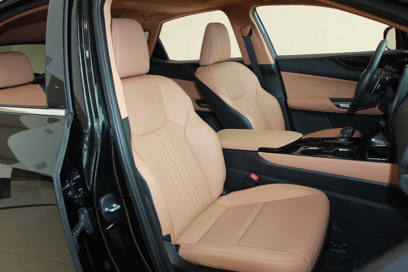 used 2025 Lexus NX 250 car, priced at $42,498