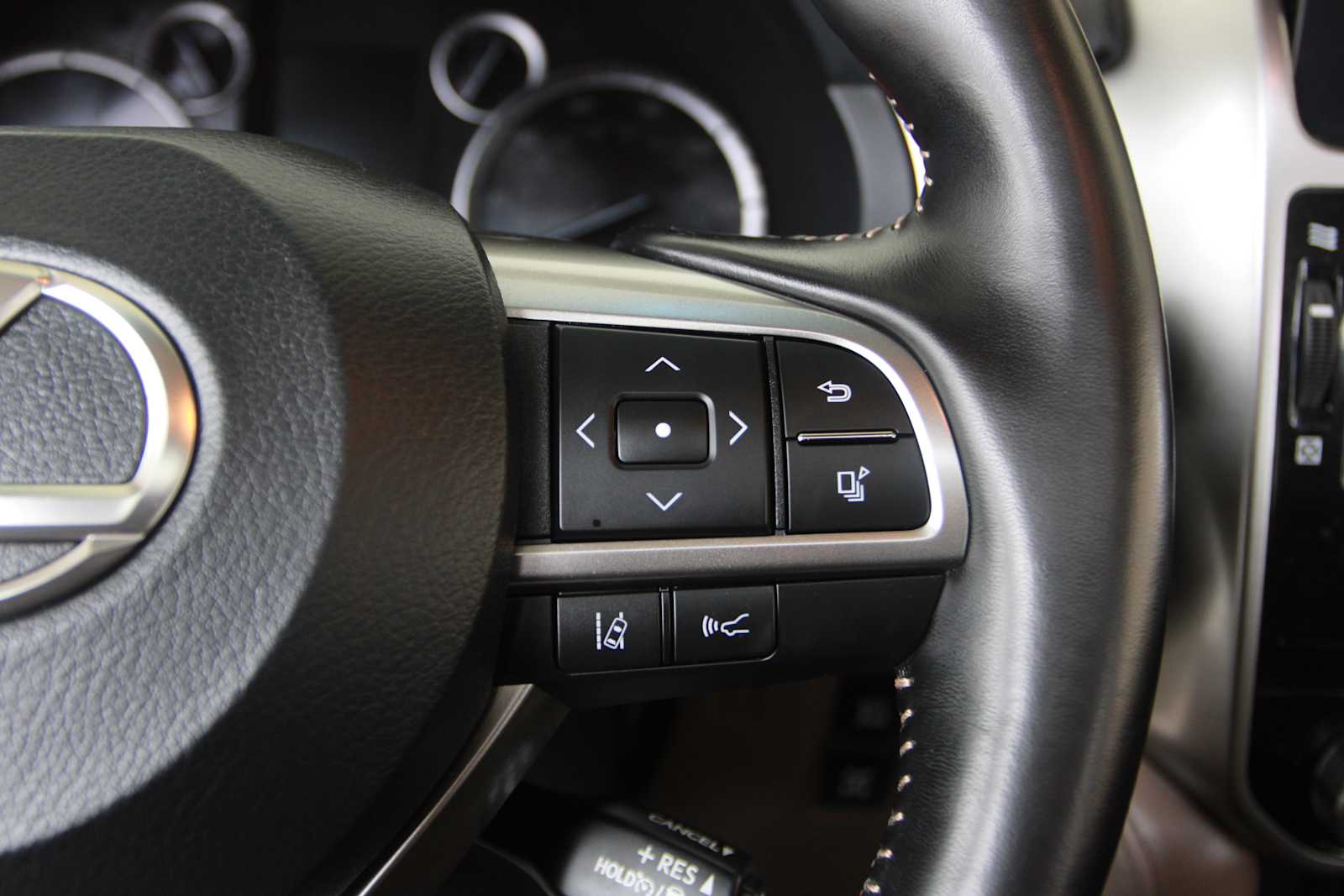 used 2022 Lexus GX 460 car, priced at $52,998