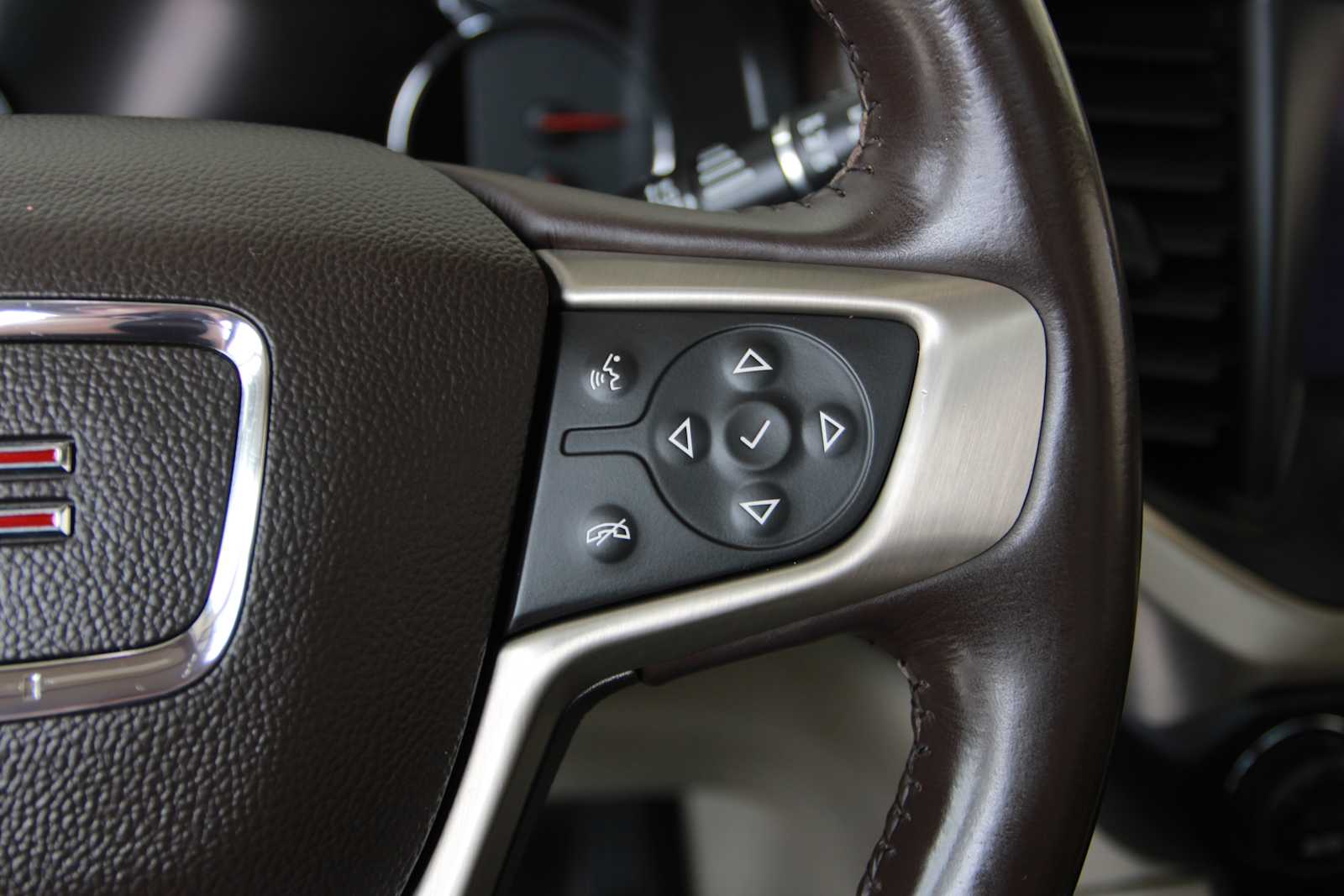 used 2019 GMC Acadia car, priced at $19,698