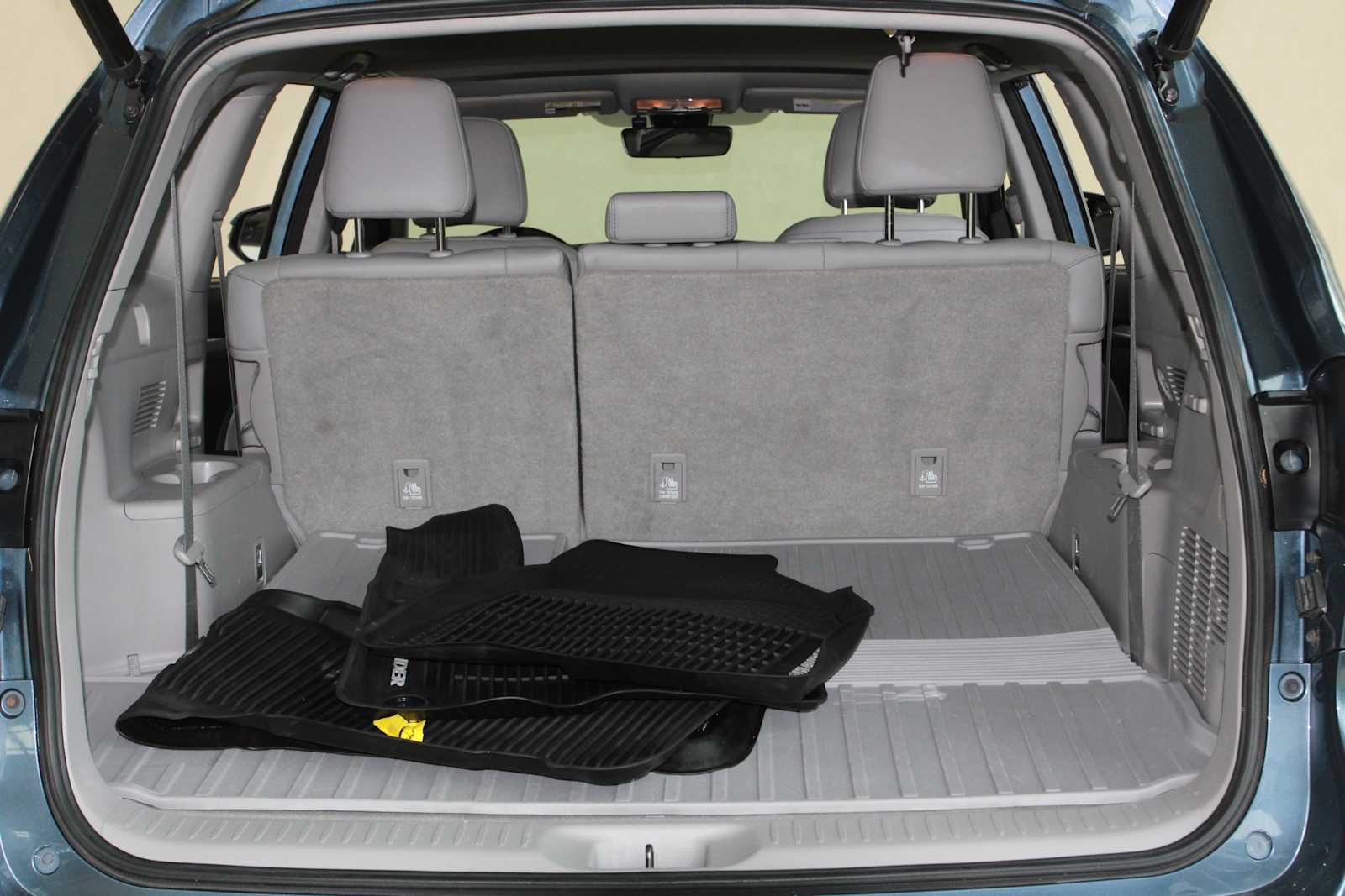 used 2018 Toyota Highlander car, priced at $24,998