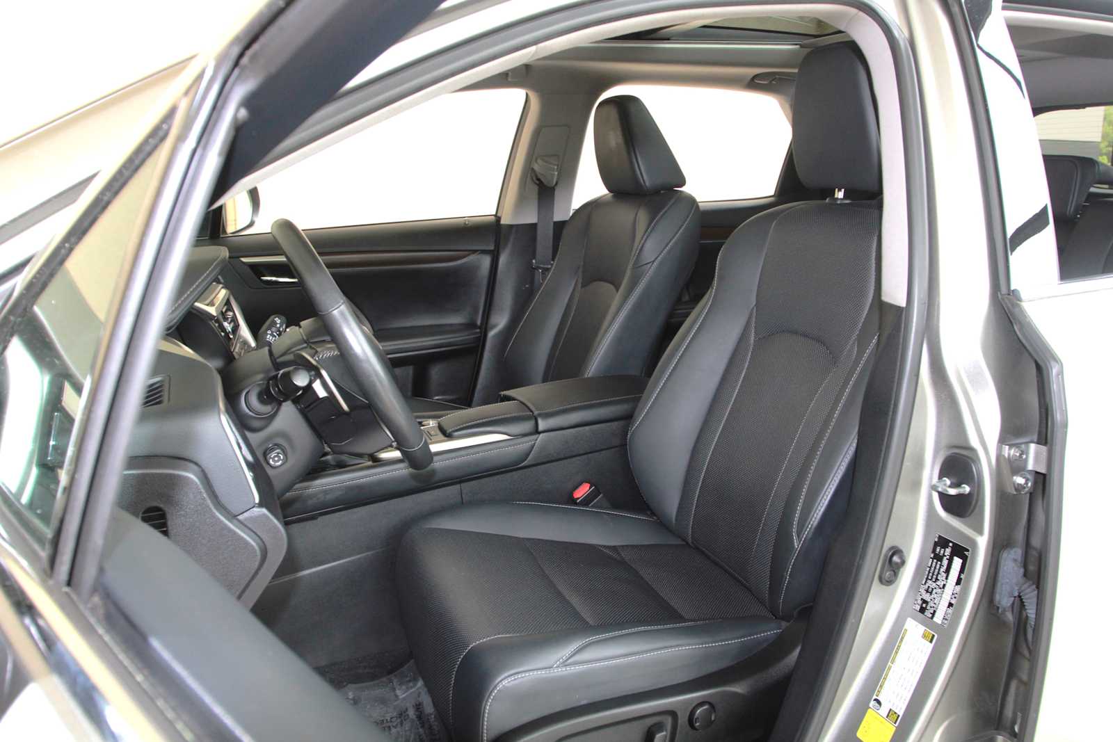 used 2022 Lexus RX 350 car, priced at $41,998