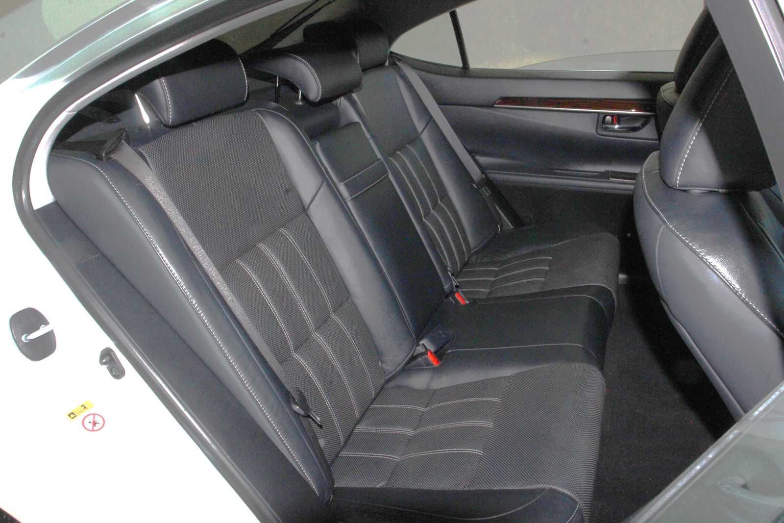 used 2016 Lexus ES 350 car, priced at $15,598