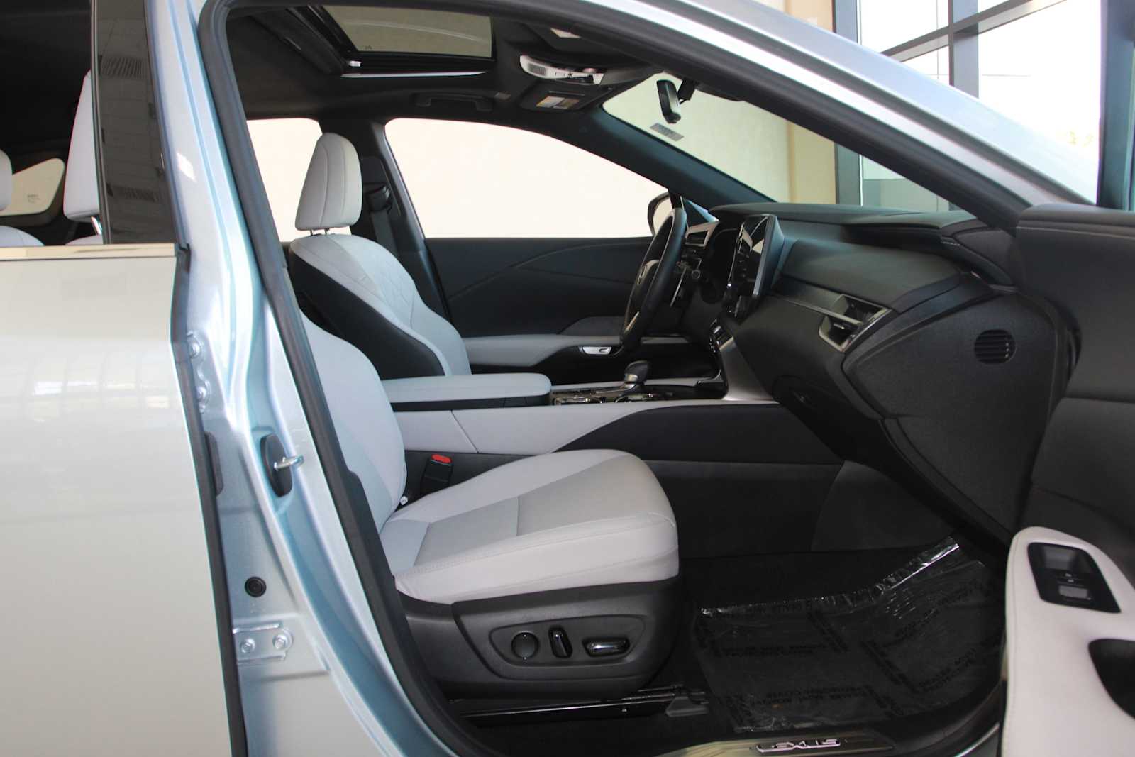 used 2024 Lexus RX 350 car, priced at $52,998