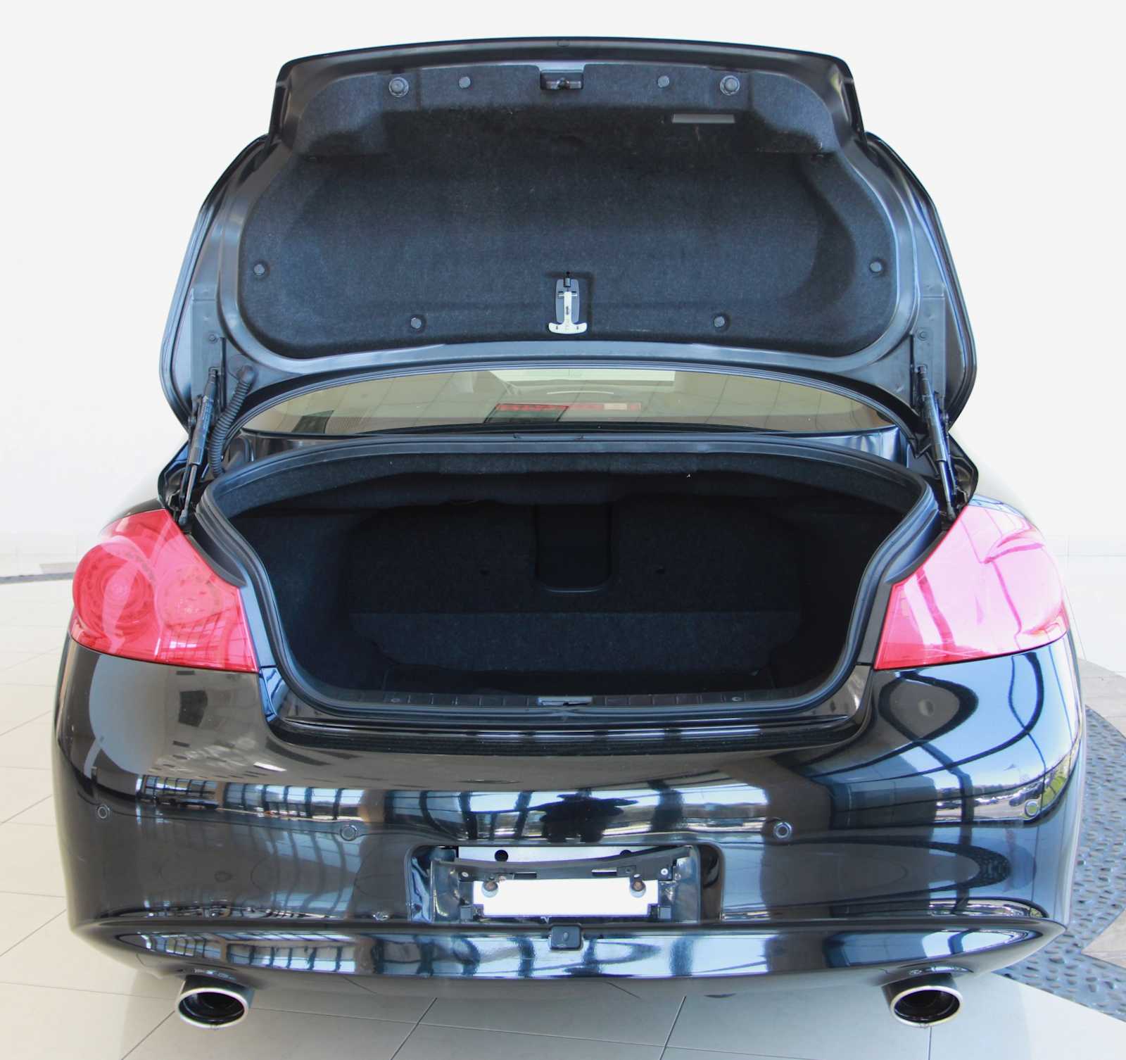 used 2013 INFINITI G37 car, priced at $12,998