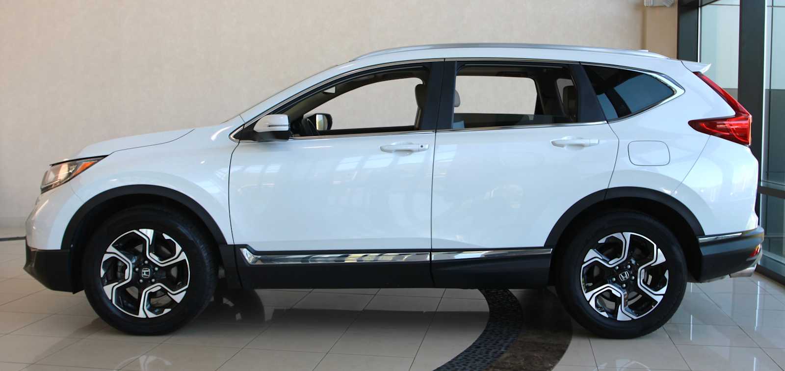 used 2019 Honda CR-V car, priced at $26,998