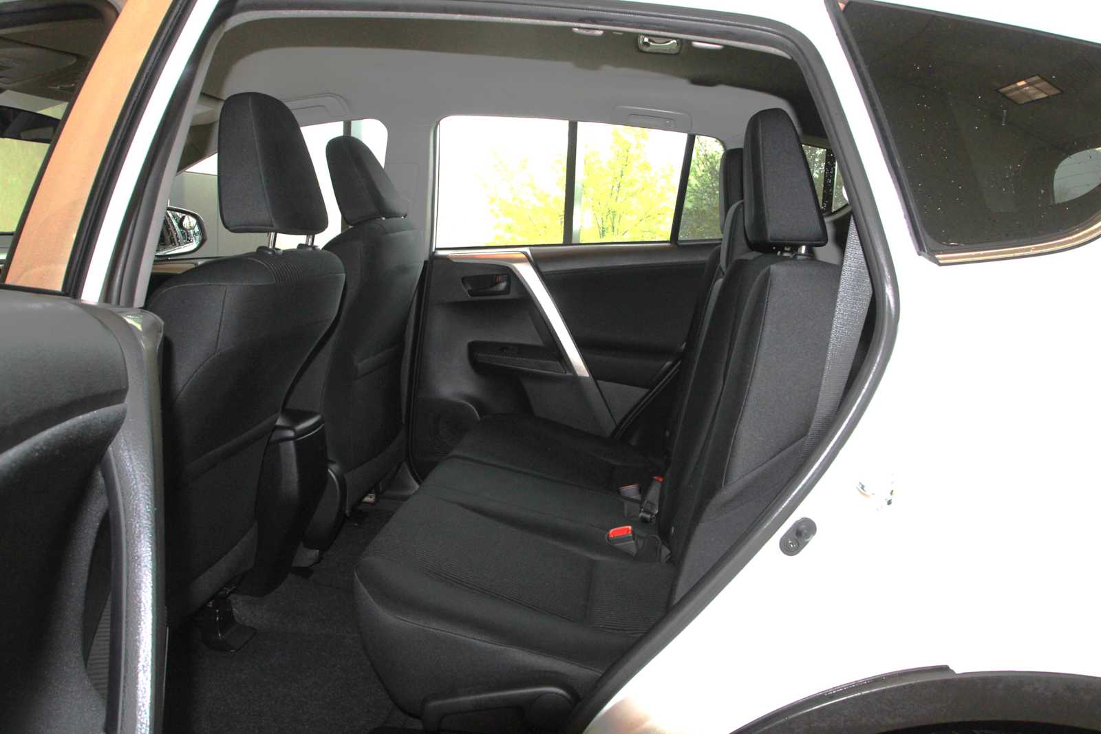 used 2015 Toyota RAV4 car, priced at $18,998