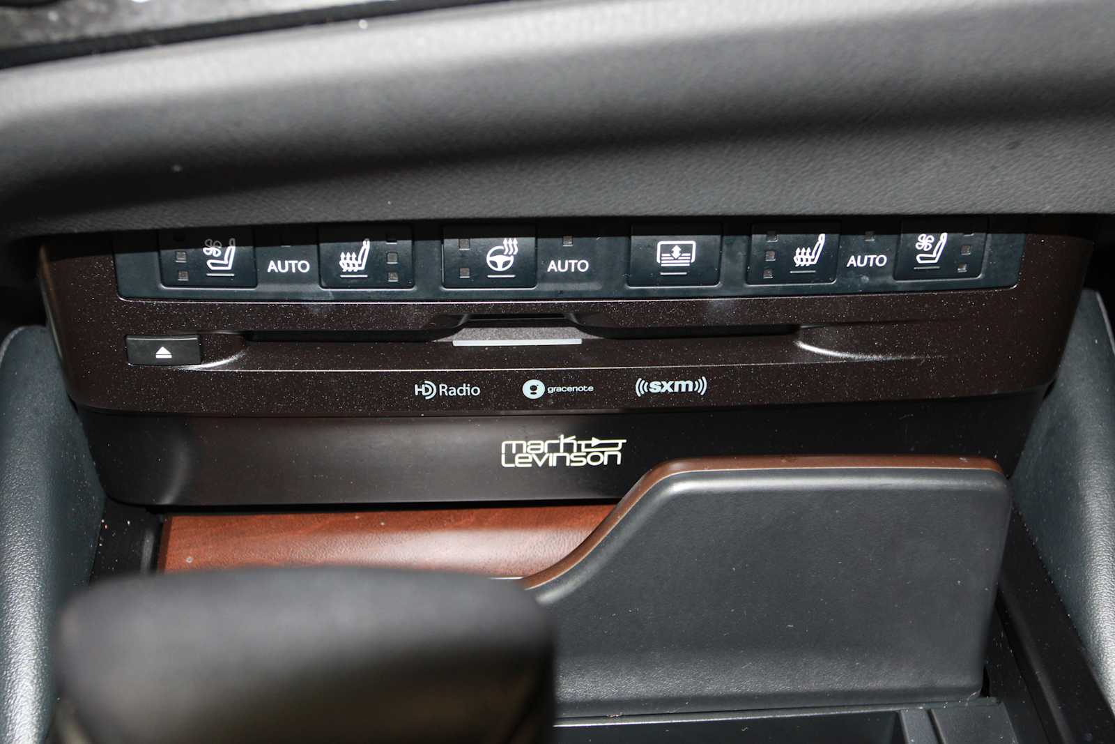 used 2022 Lexus ES 300h car, priced at $39,998