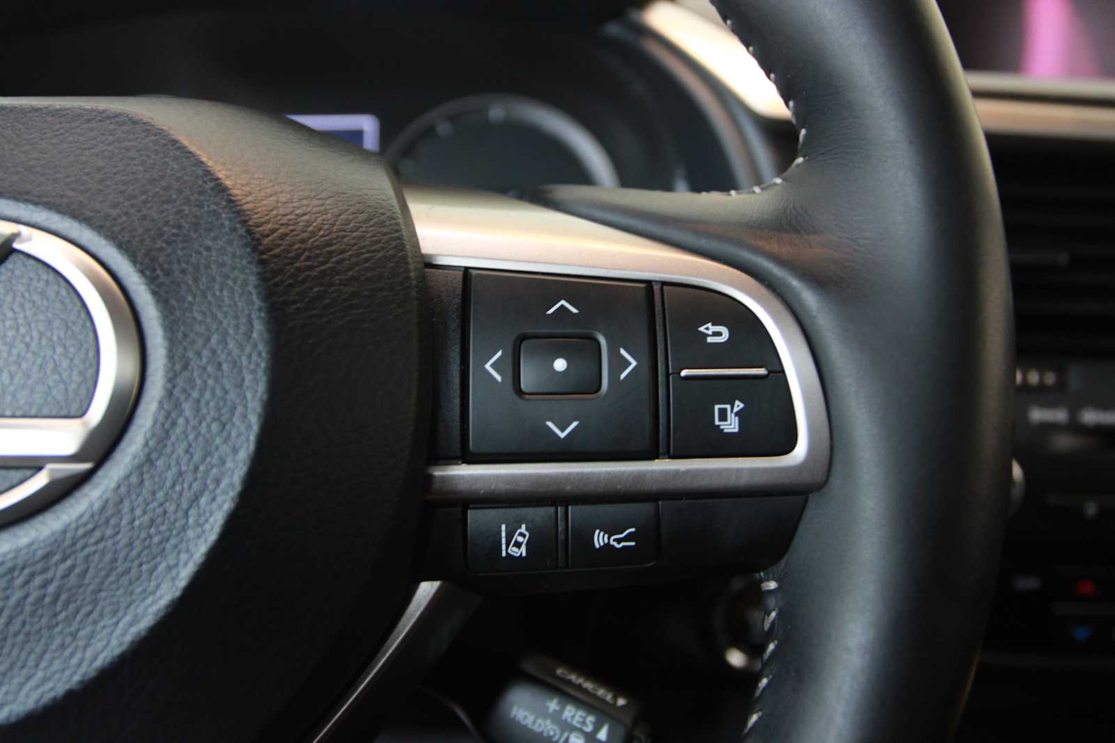 used 2018 Lexus RX 350L car, priced at $33,998