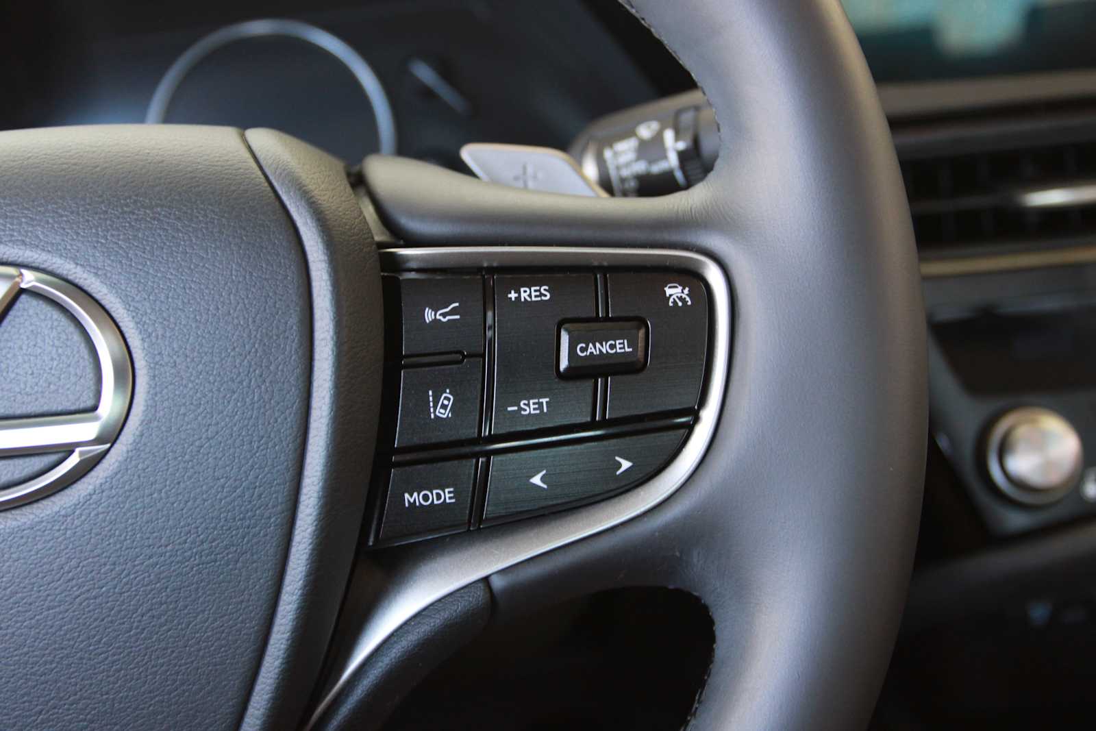 used 2024 Lexus ES 350 car, priced at $43,598