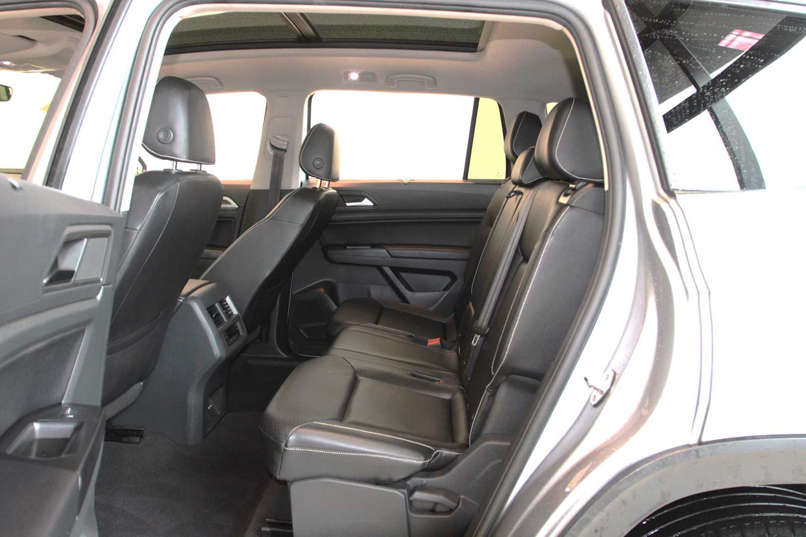 used 2021 Volkswagen Atlas car, priced at $26,998