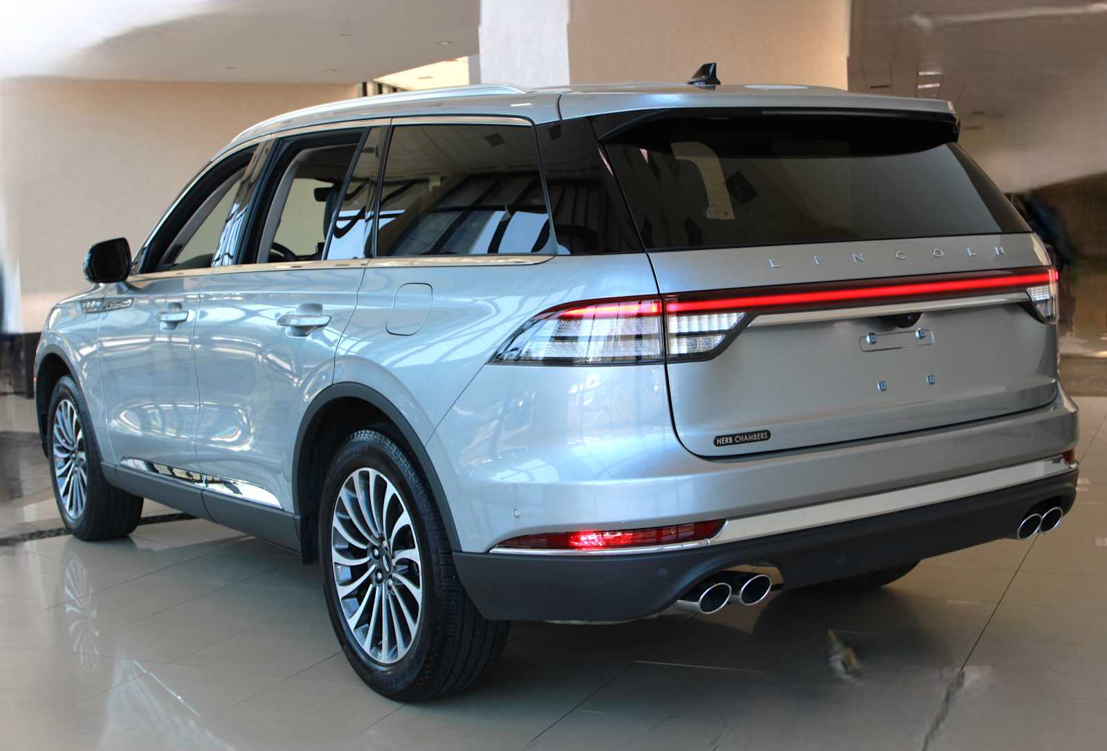 used 2023 Lincoln Aviator car, priced at $47,998