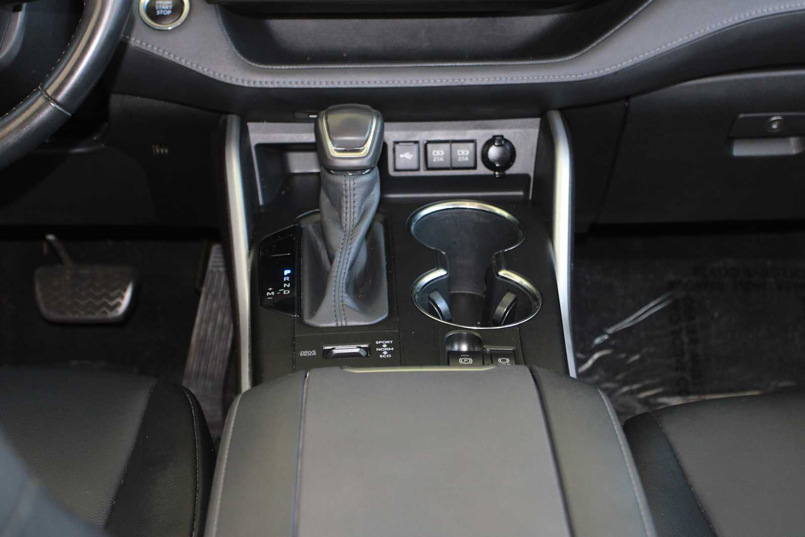 used 2020 Toyota Highlander car, priced at $29,598