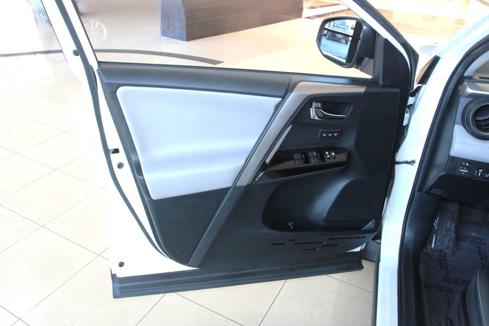 used 2018 Toyota RAV4 car, priced at $25,998