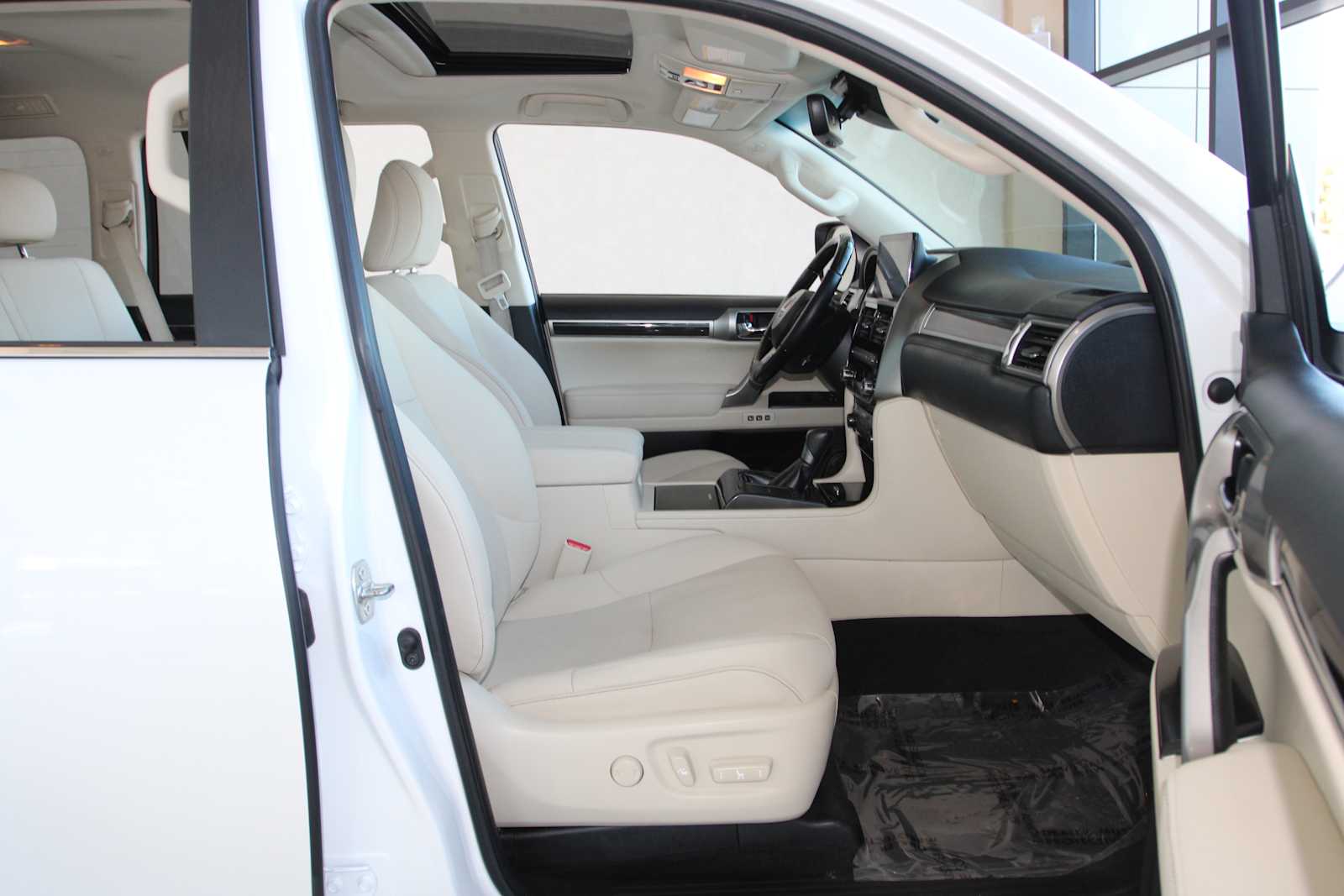 used 2022 Lexus GX 460 car, priced at $47,998