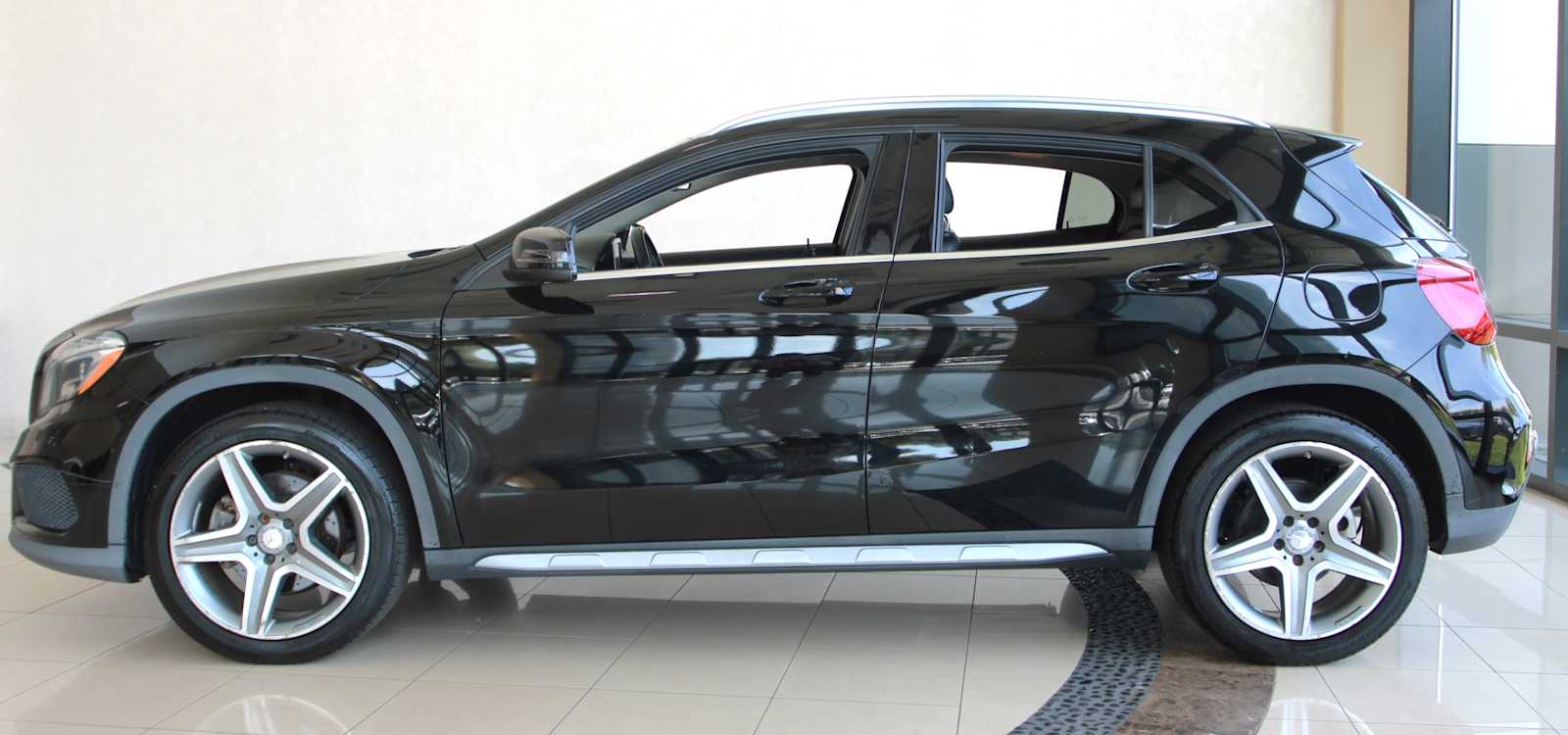 used 2015 Mercedes-Benz GLA 250 car, priced at $14,798