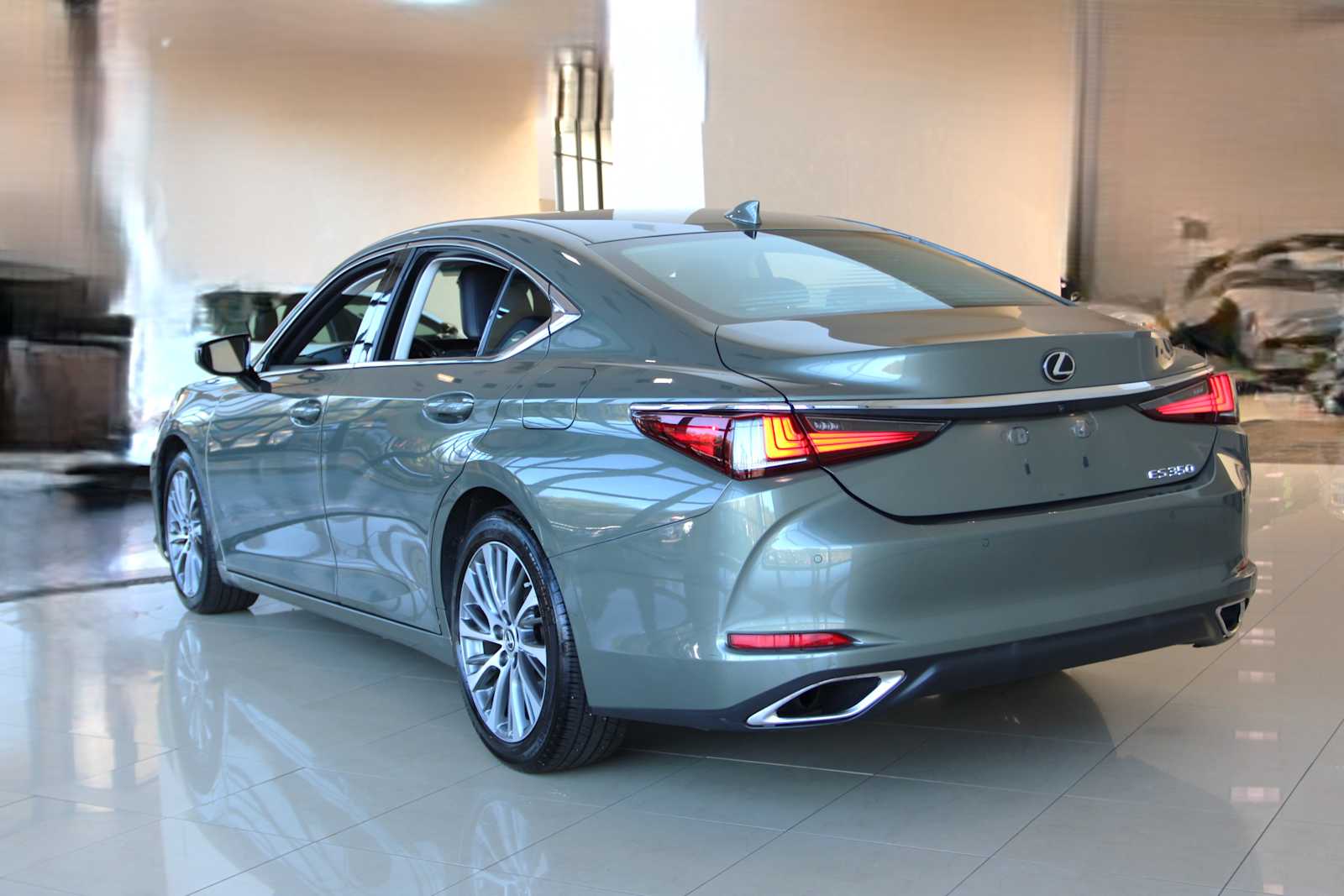 used 2019 Lexus ES car, priced at $20,998