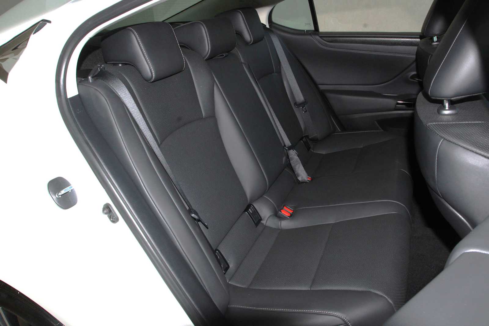 used 2023 Lexus ES 350 car, priced at $40,998