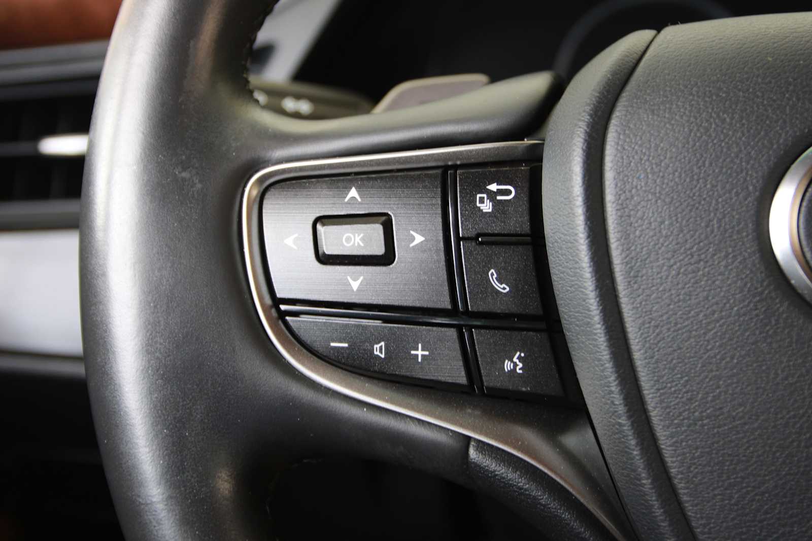 used 2022 Lexus ES 350 car, priced at $36,998